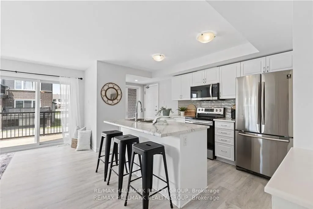 706 Amberwing Private, #Unit D