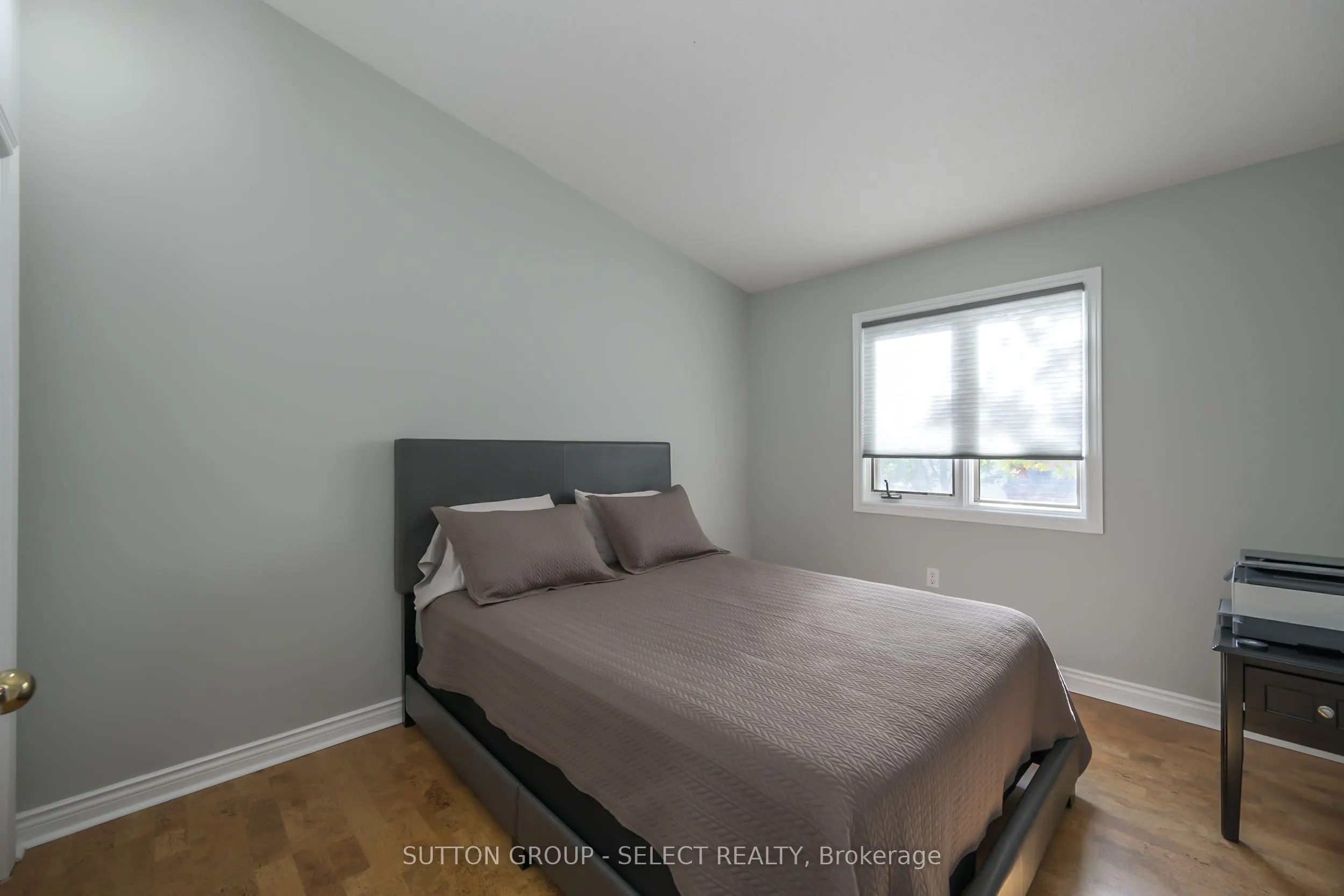 1478 ADELAIDE Street N, #14