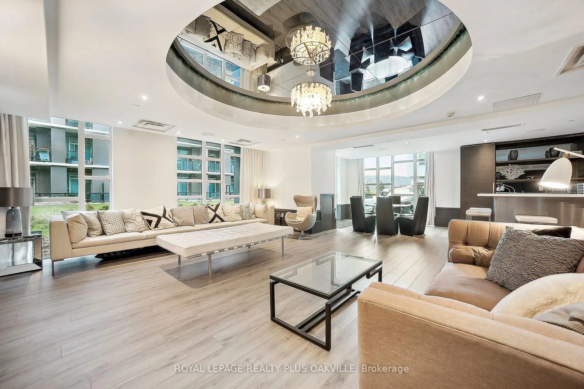 10 Concord Place, #412