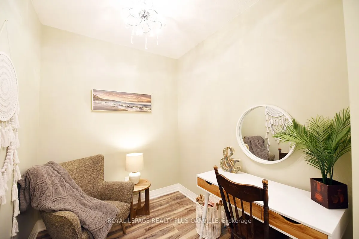 10 Concord Place, #412