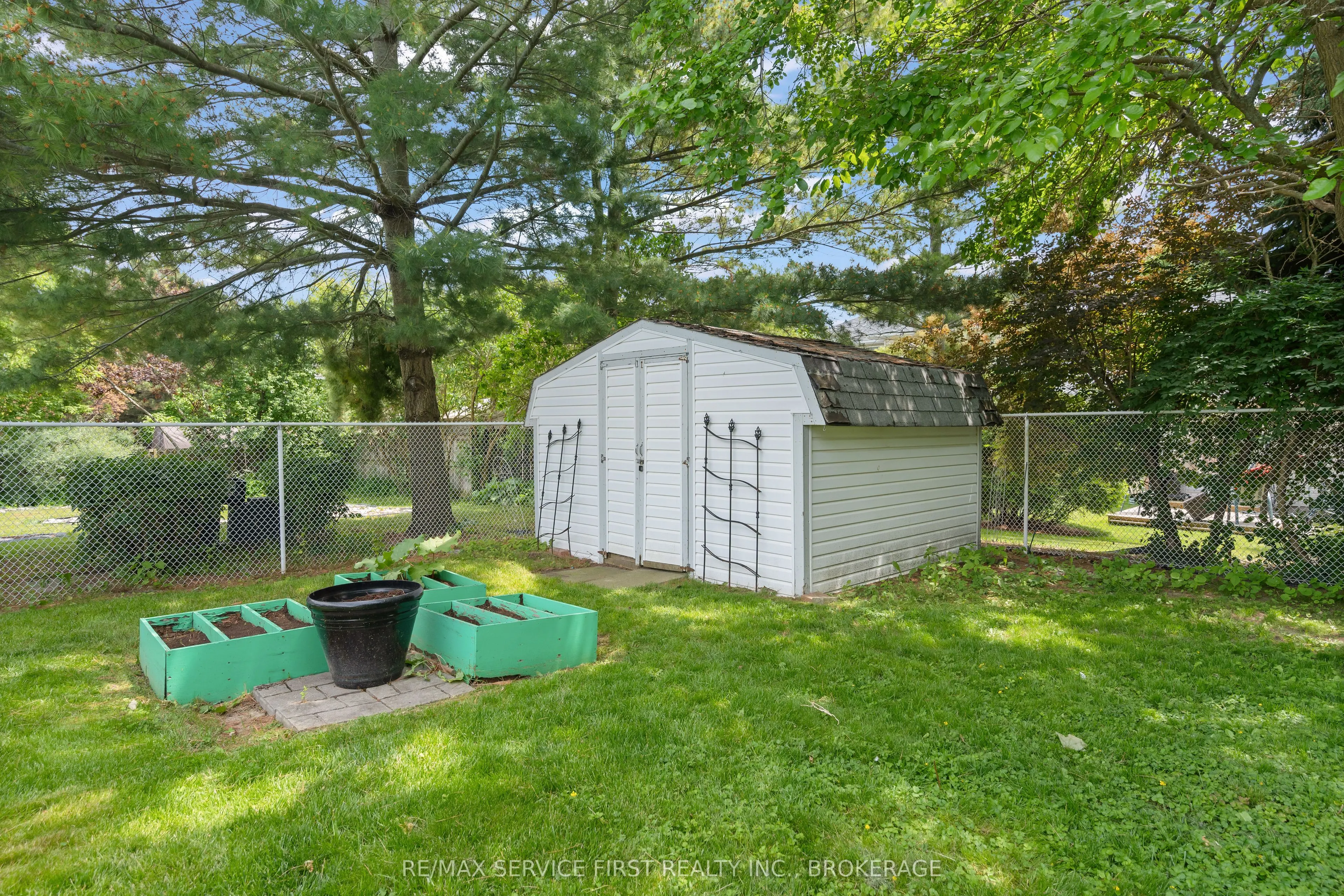 199 Splinter Court