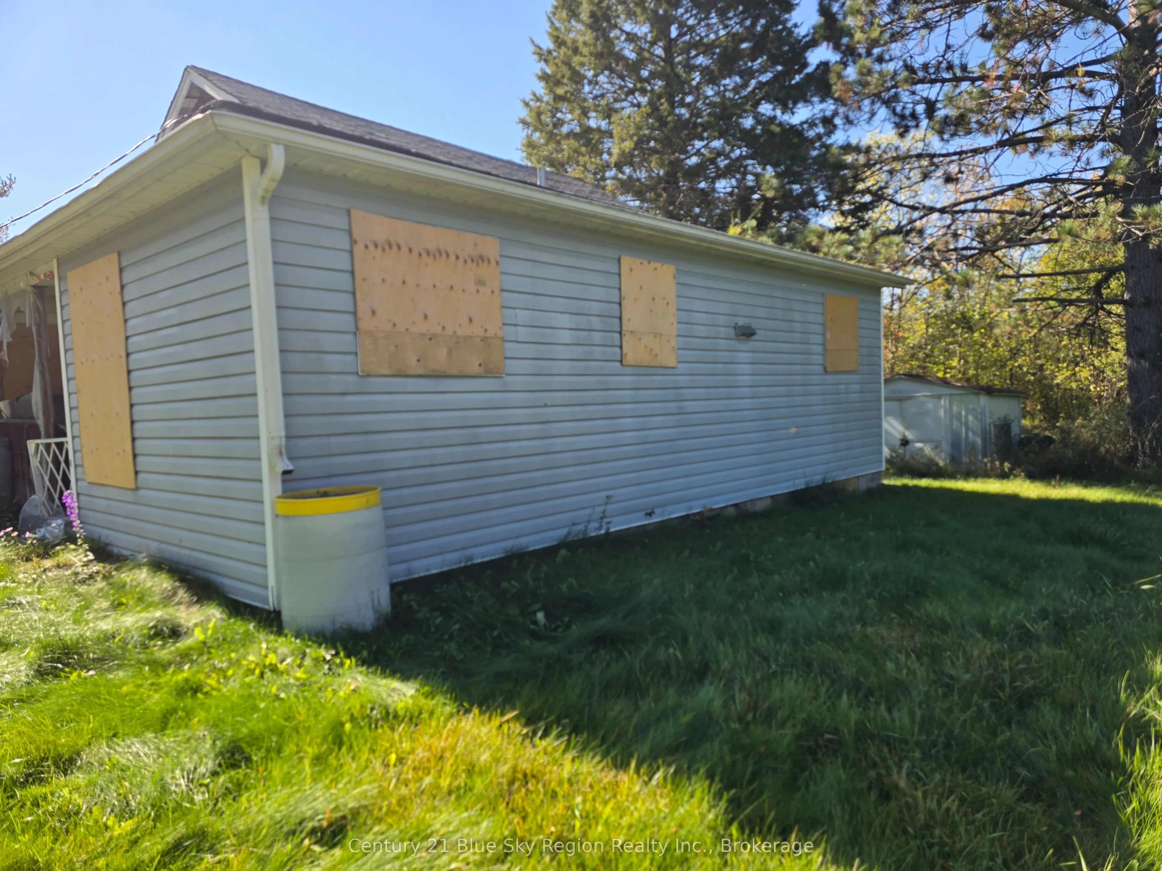 1631B River Road