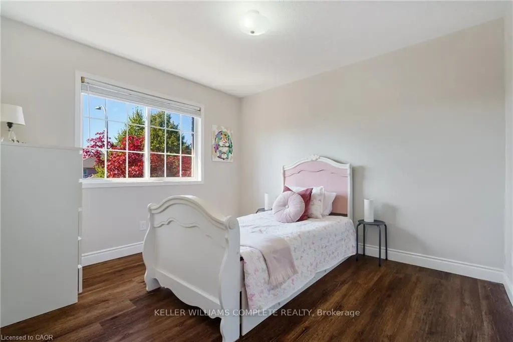 44 GRASSYPLAIN Drive