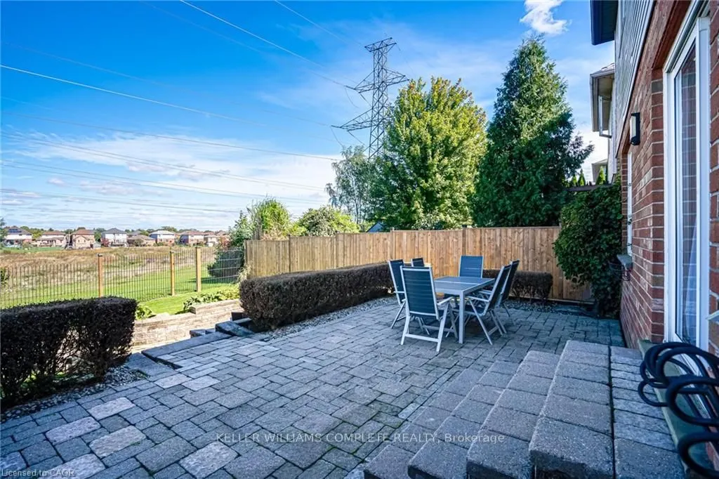 44 GRASSYPLAIN Drive