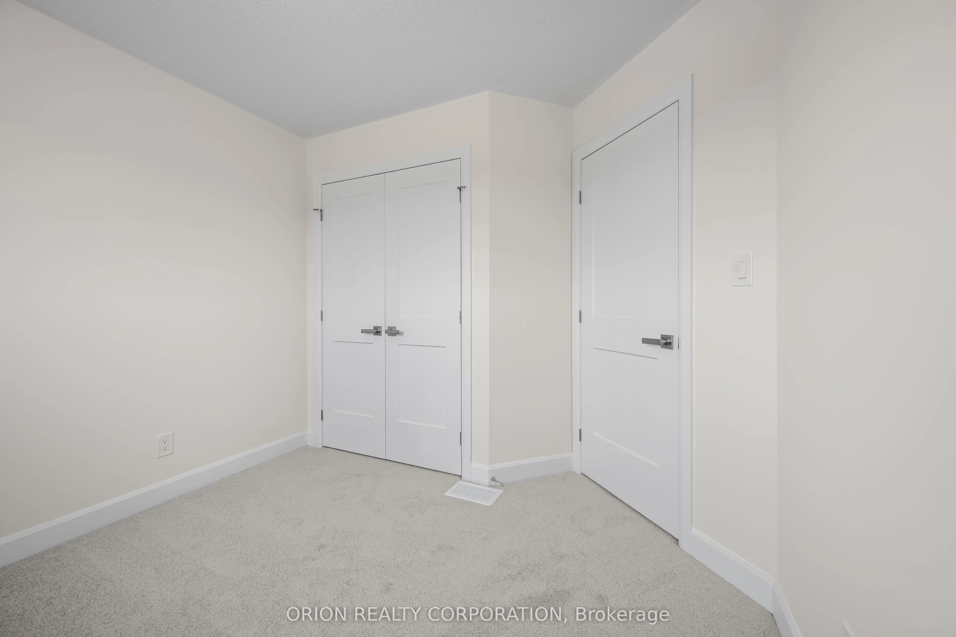 414 BUCKTHORN Drive