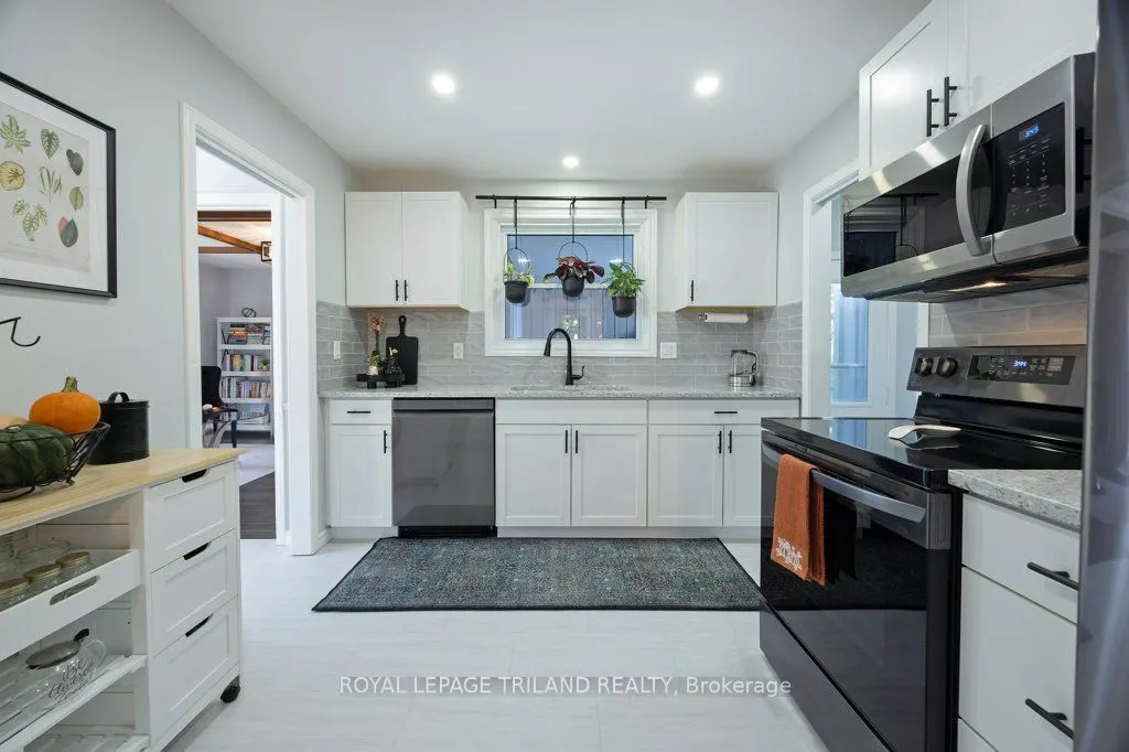 28 MCTAGGART Crescent