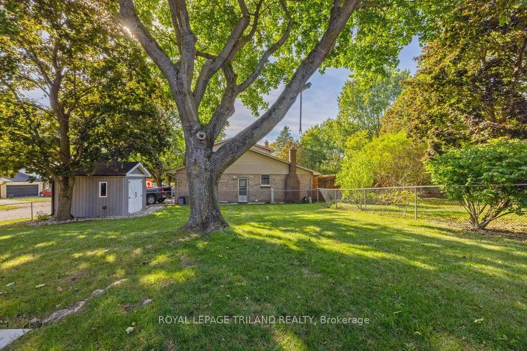 28 MCTAGGART Crescent