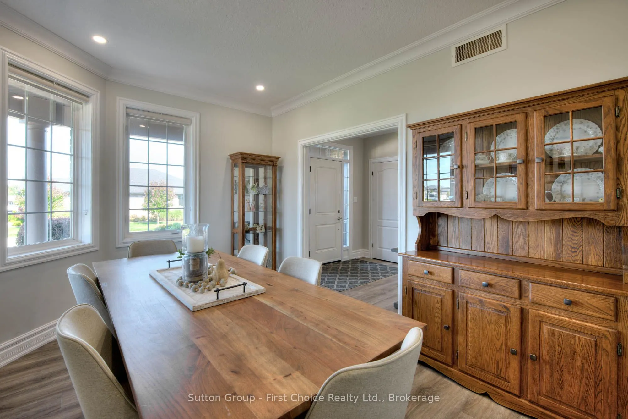 211 Sunset Drive