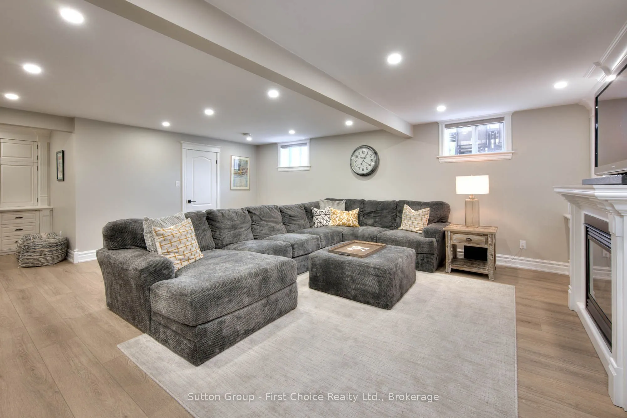 211 Sunset Drive