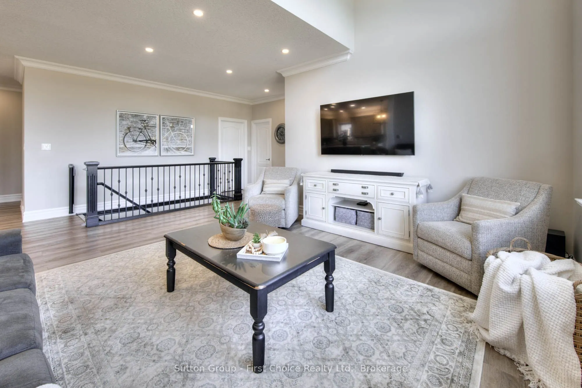 211 Sunset Drive