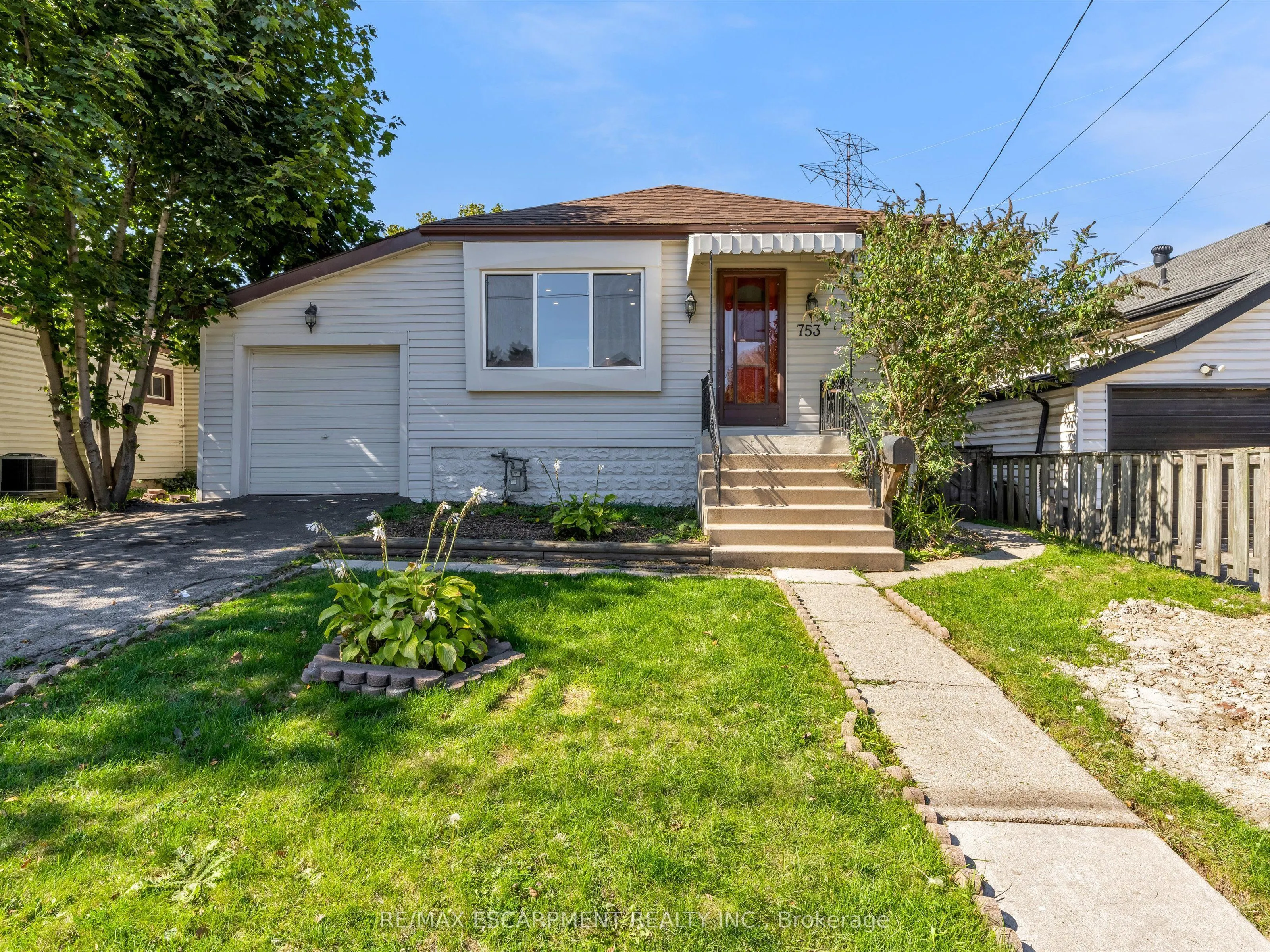 753 Burgess Avenue