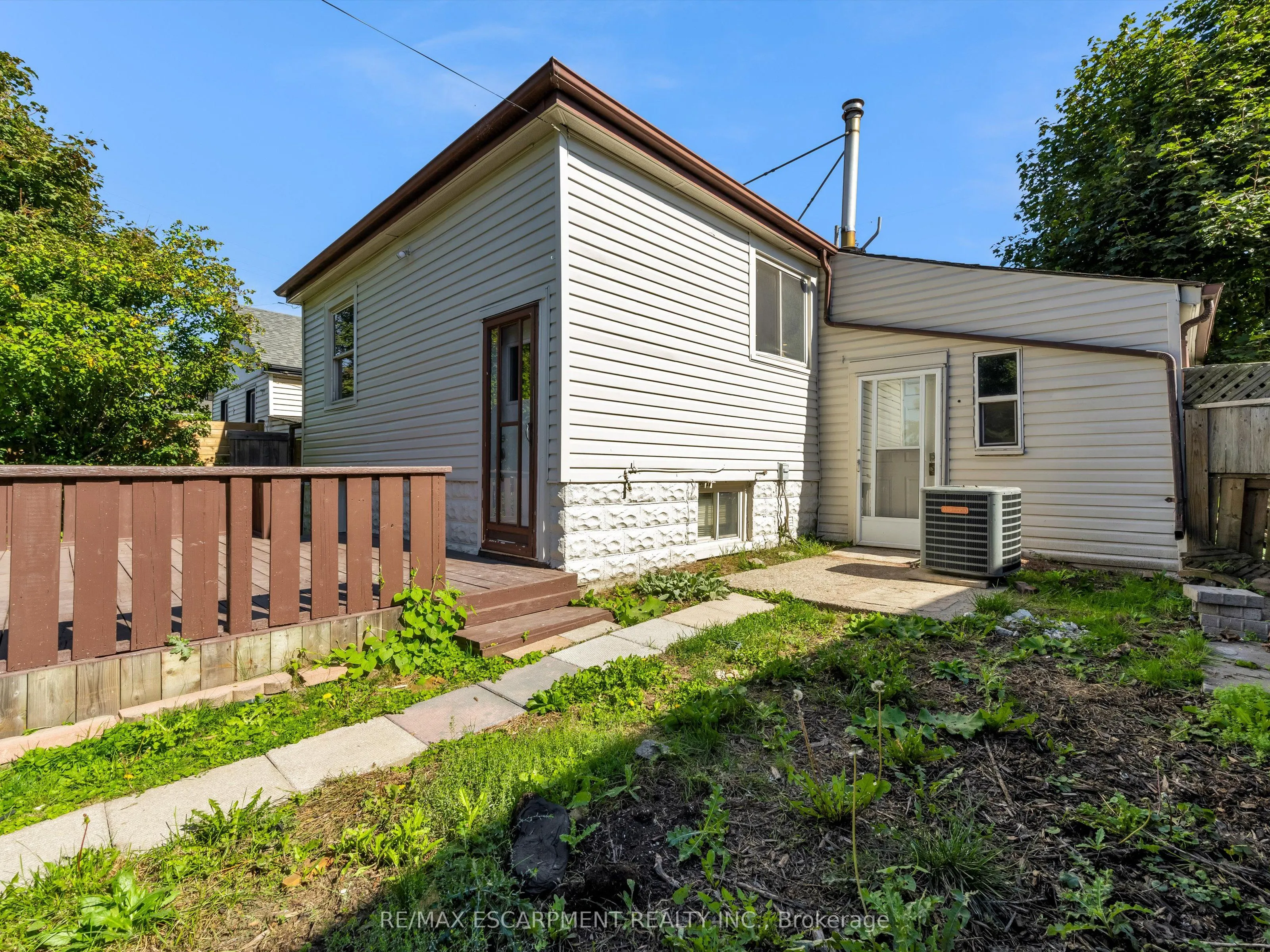 753 Burgess Avenue