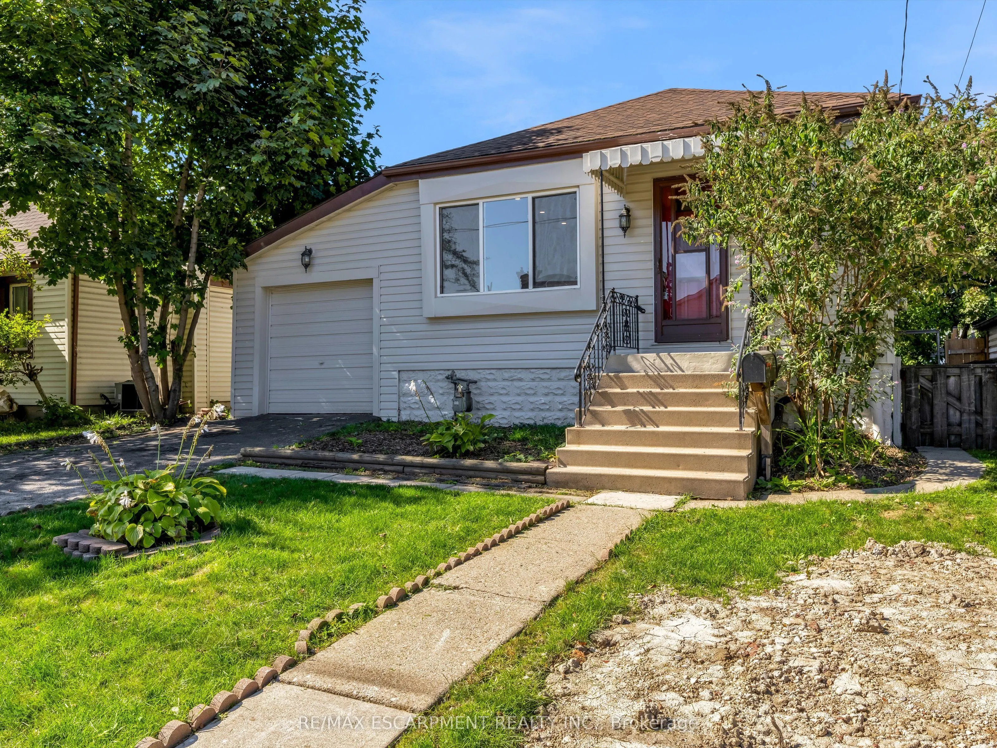 753 Burgess Avenue