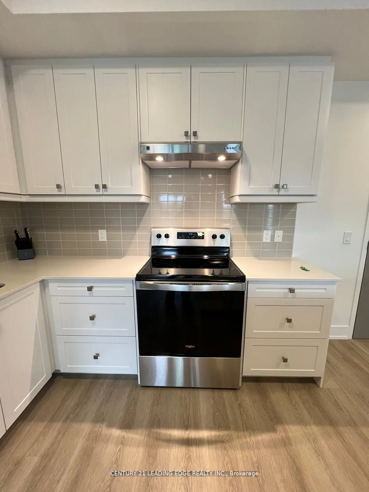 19 A West Street N, #304