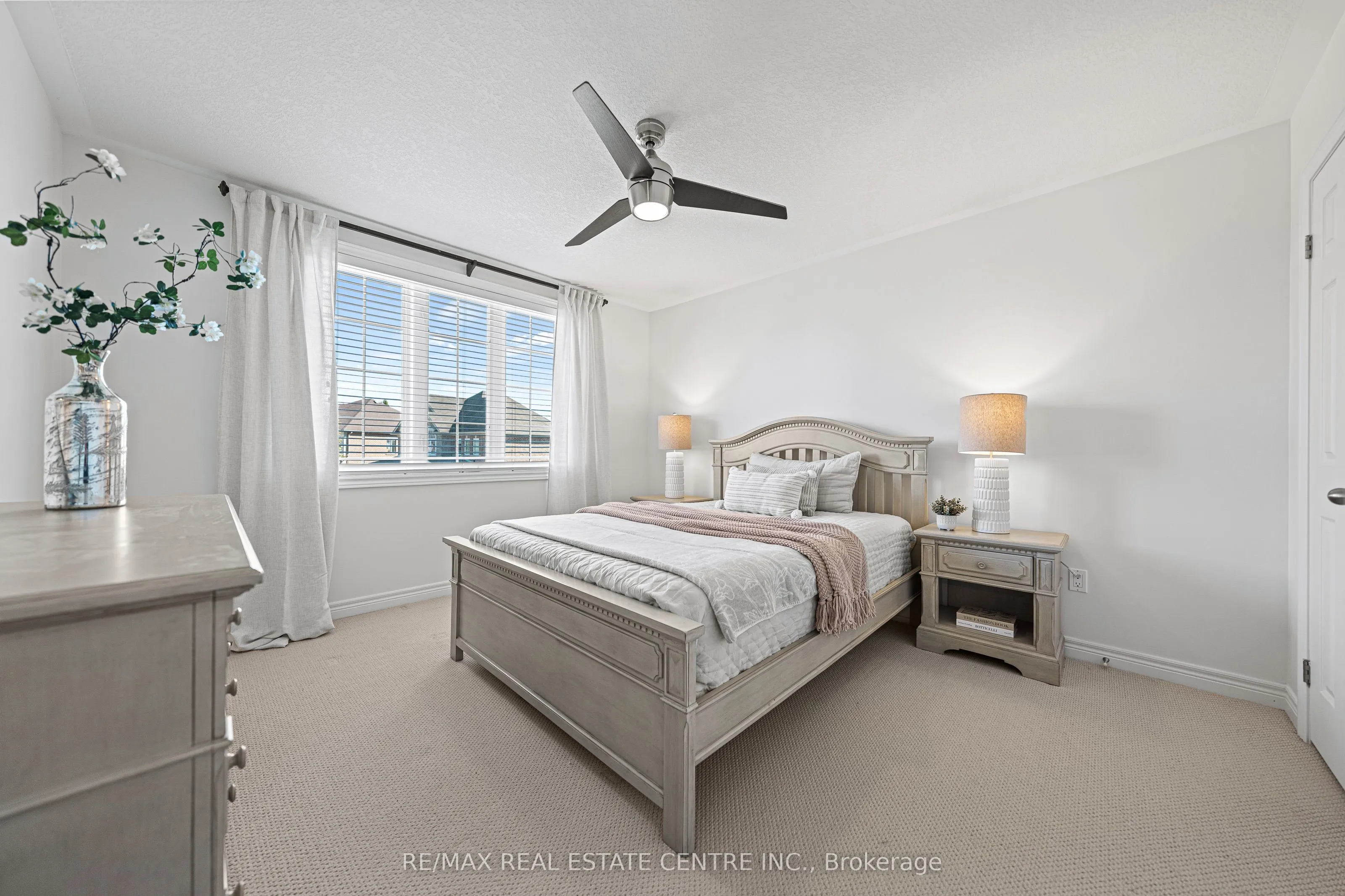917 Fung Place