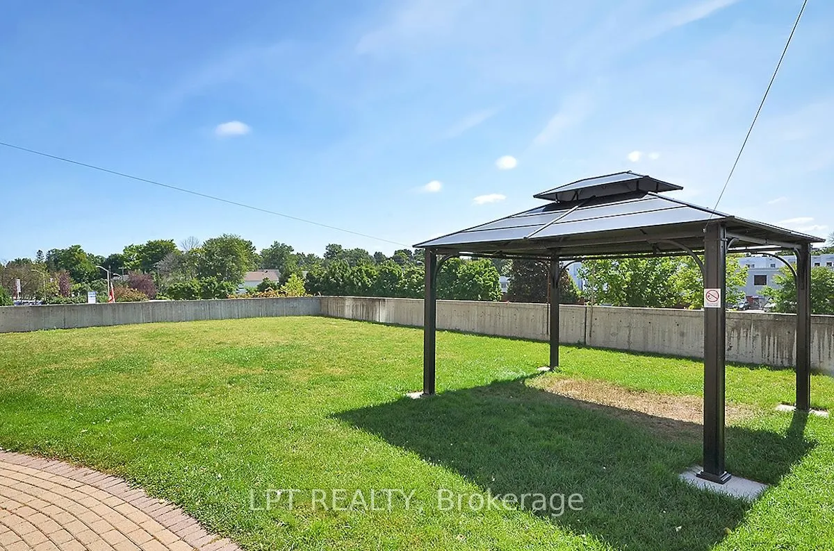 1100 Ambleside Drive, #807