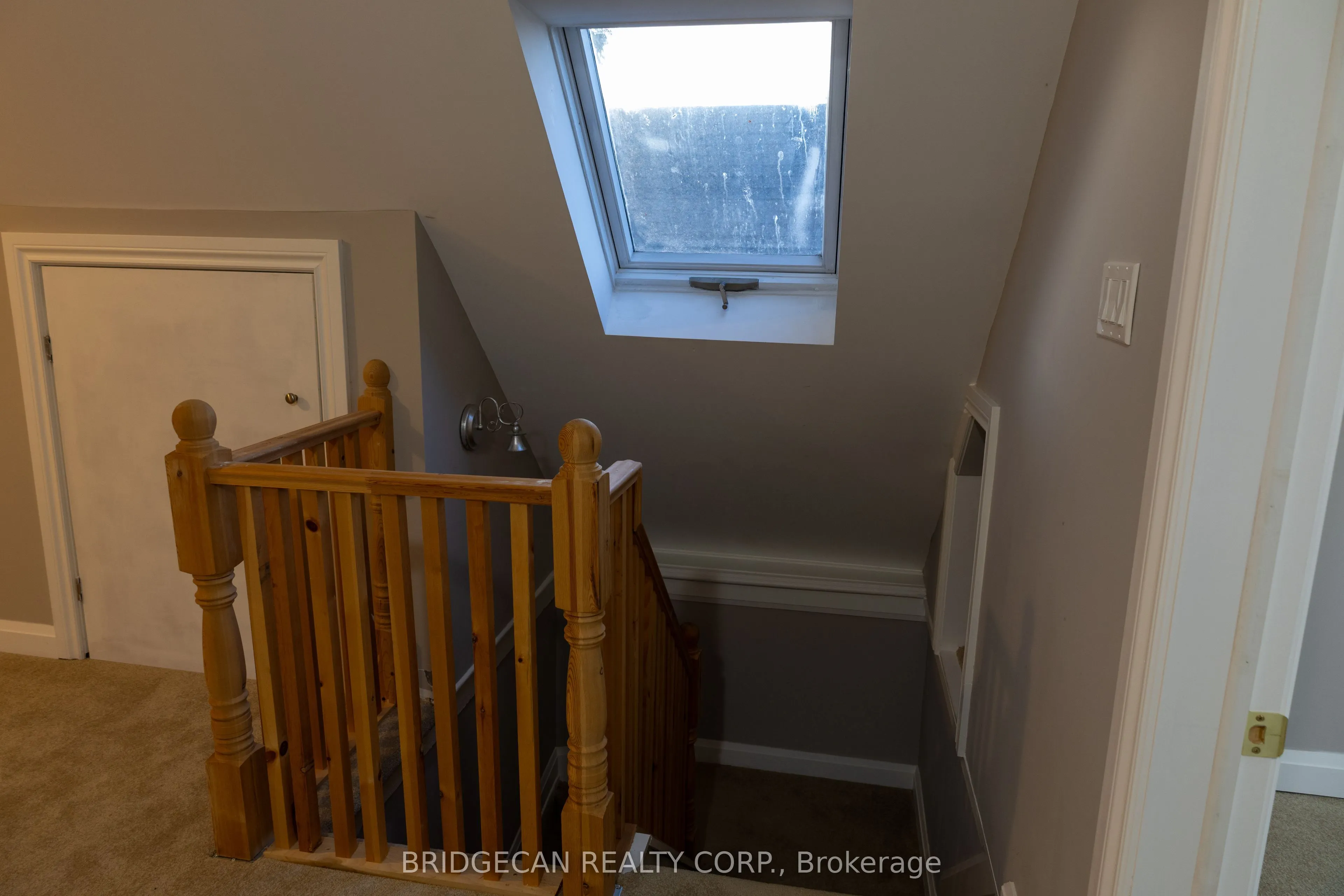 21 Sunset Avenue