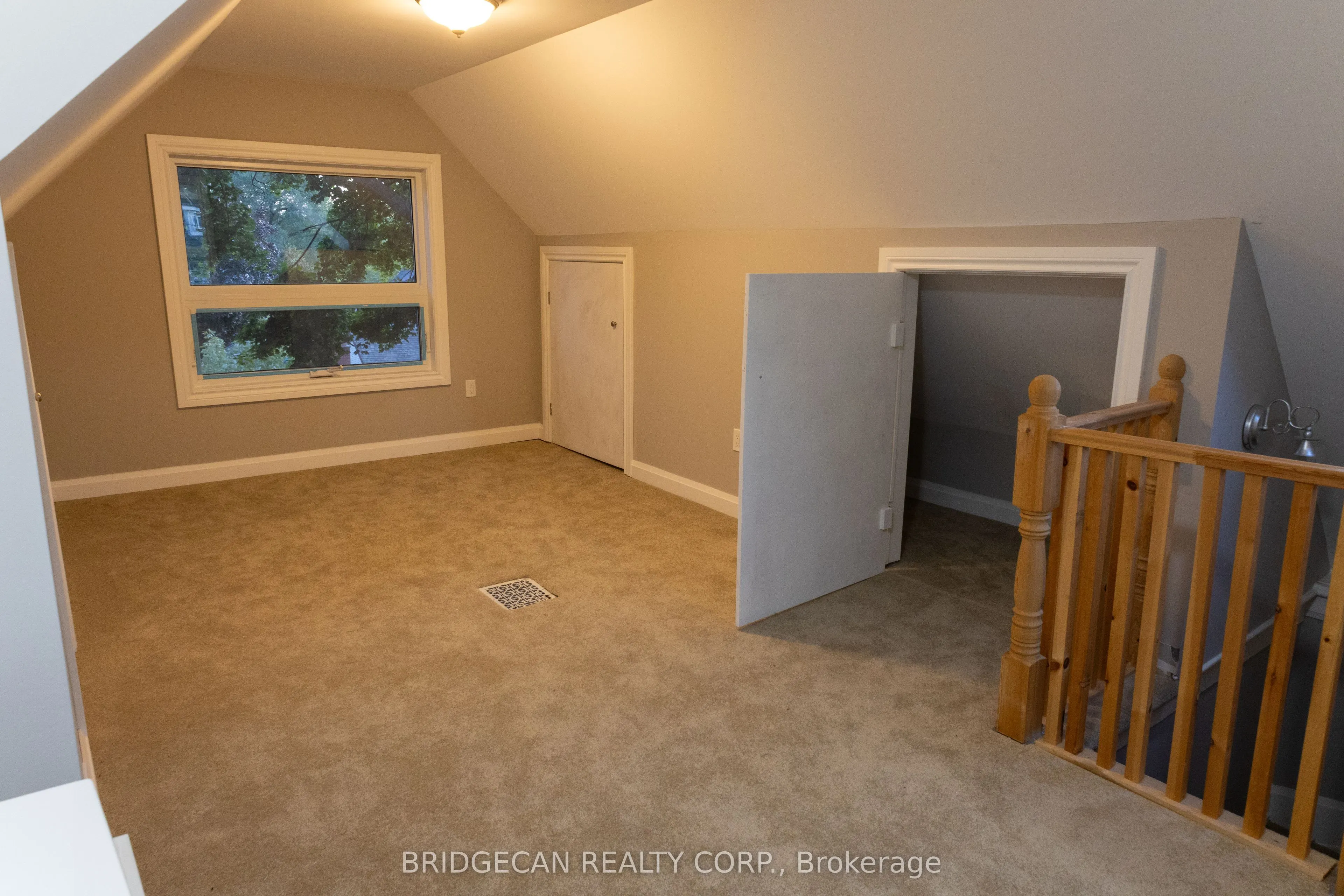 21 Sunset Avenue
