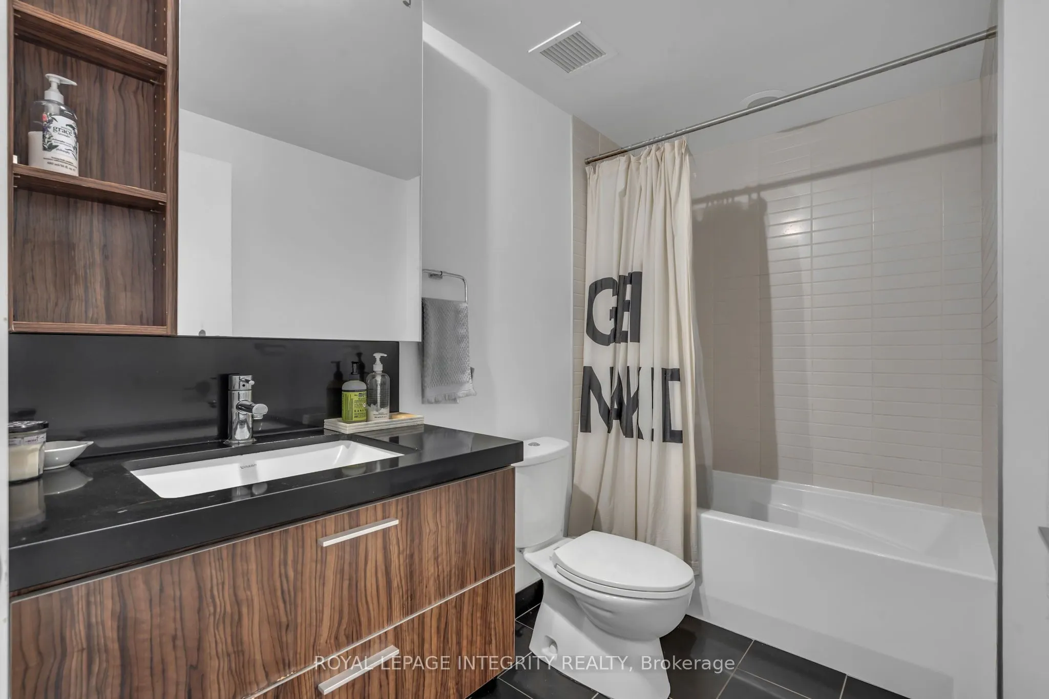 360 MCLEOD Street, #610