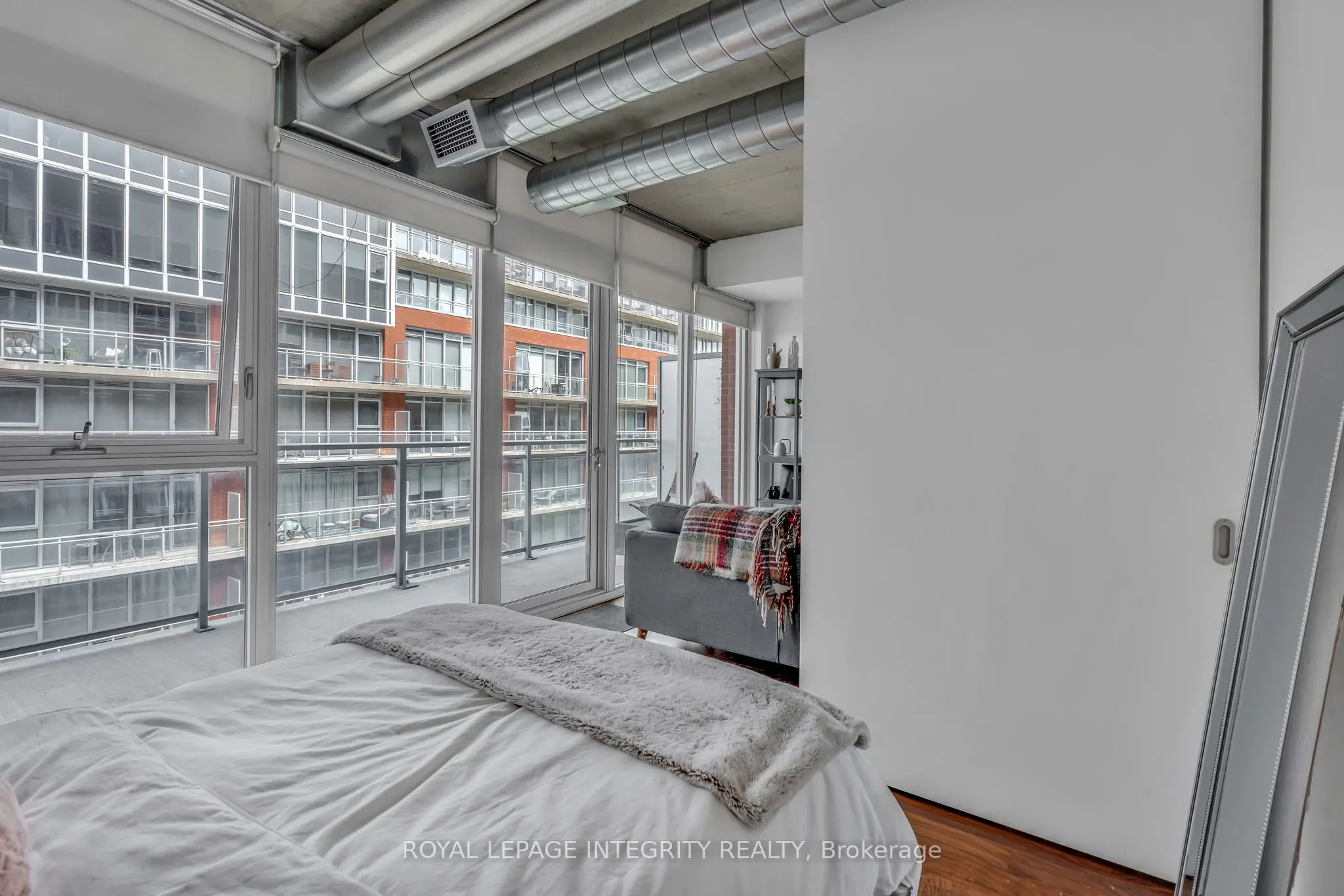360 MCLEOD Street, #610