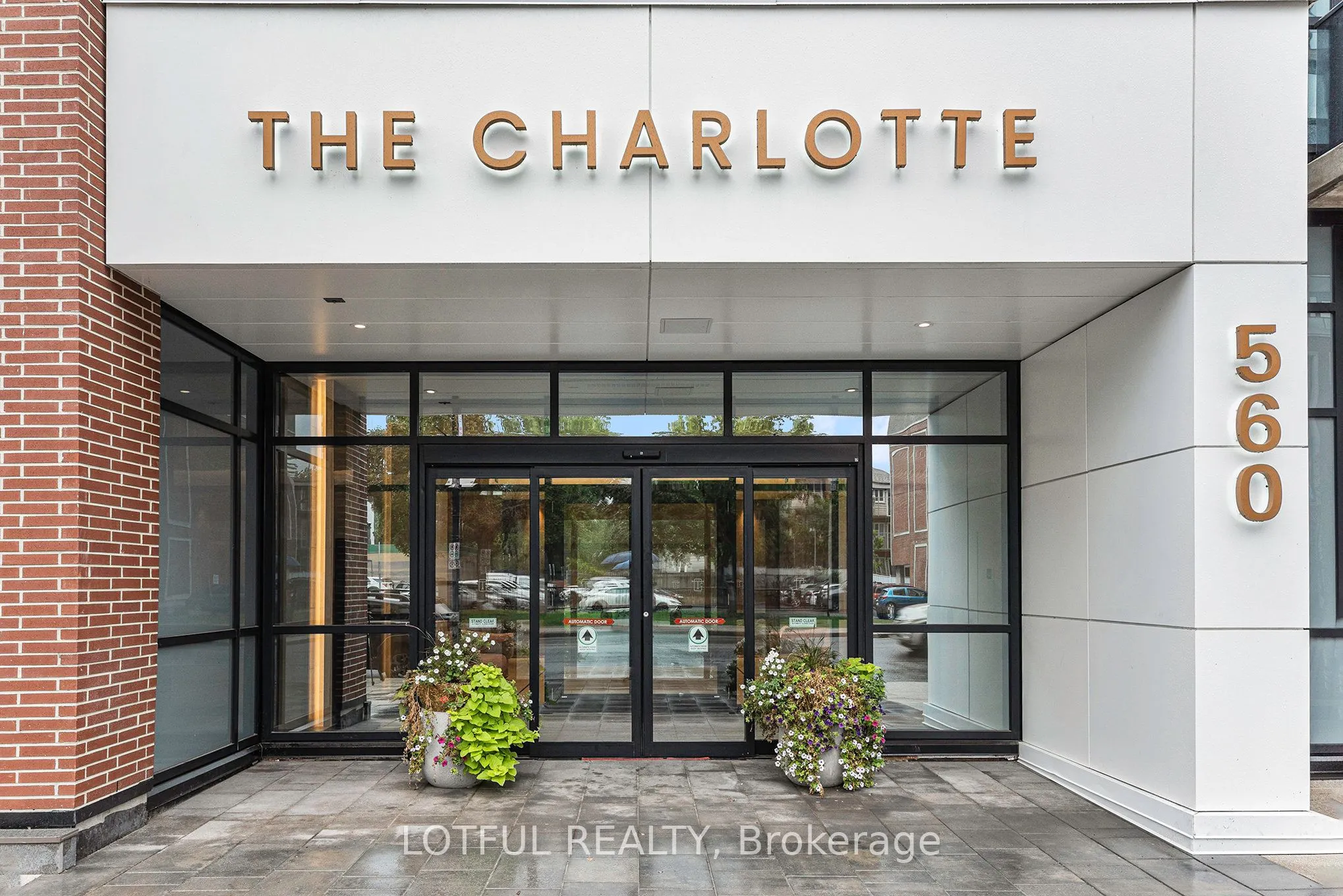 560 Rideau Street, #1409