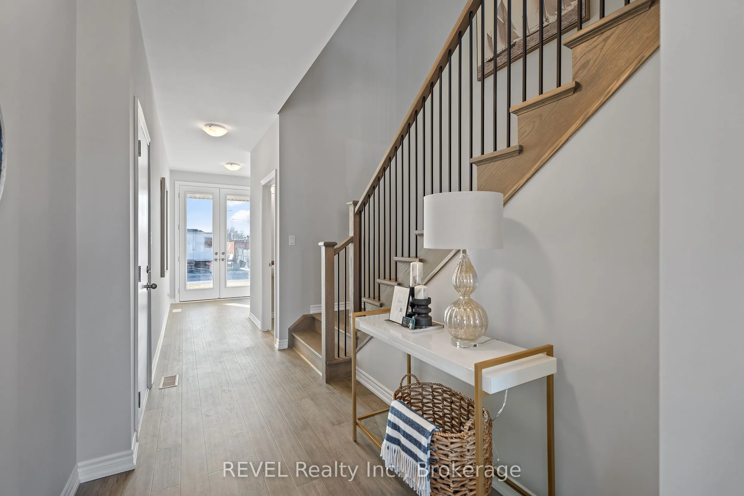 210 Wellandvale Drive