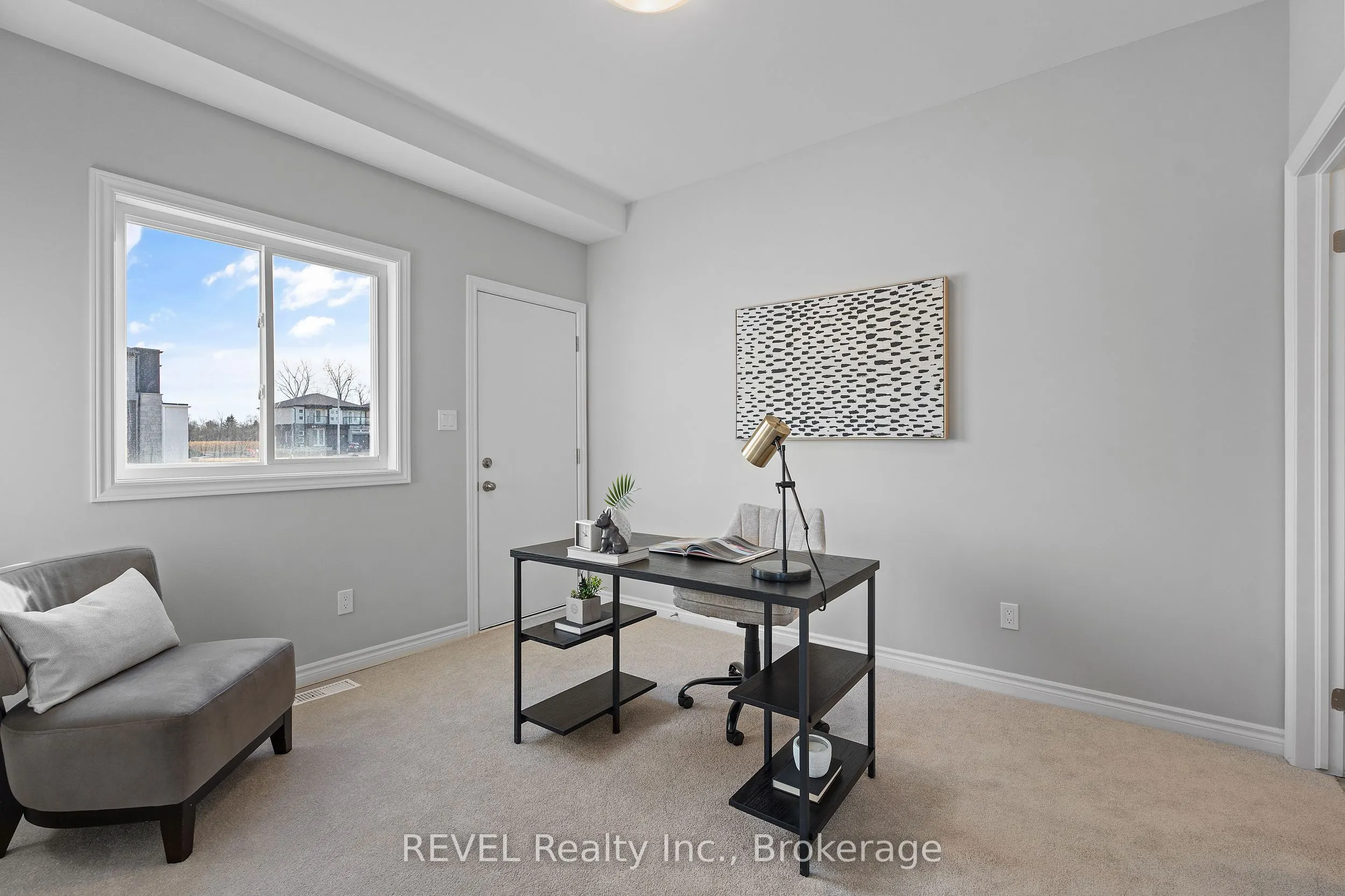 210 Wellandvale Drive