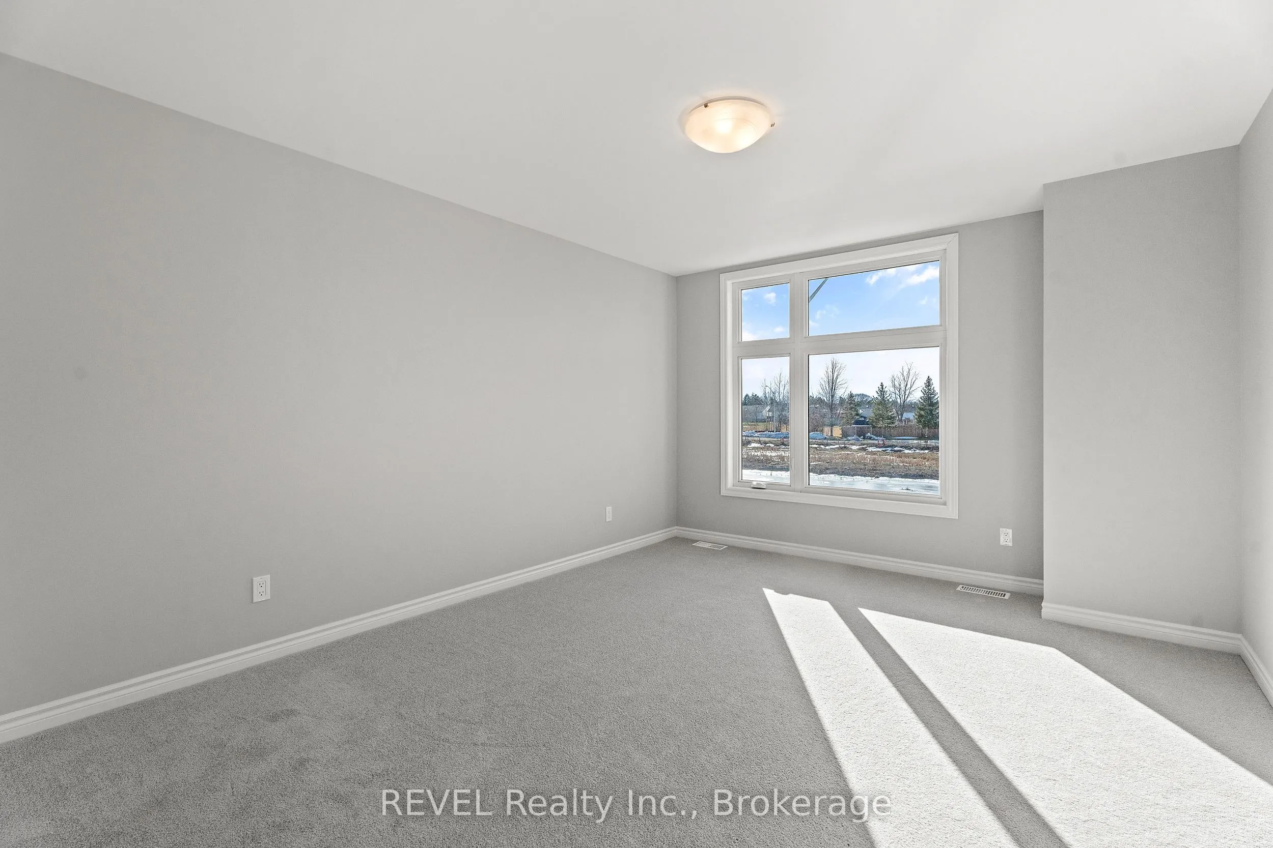 210 Wellandvale Drive