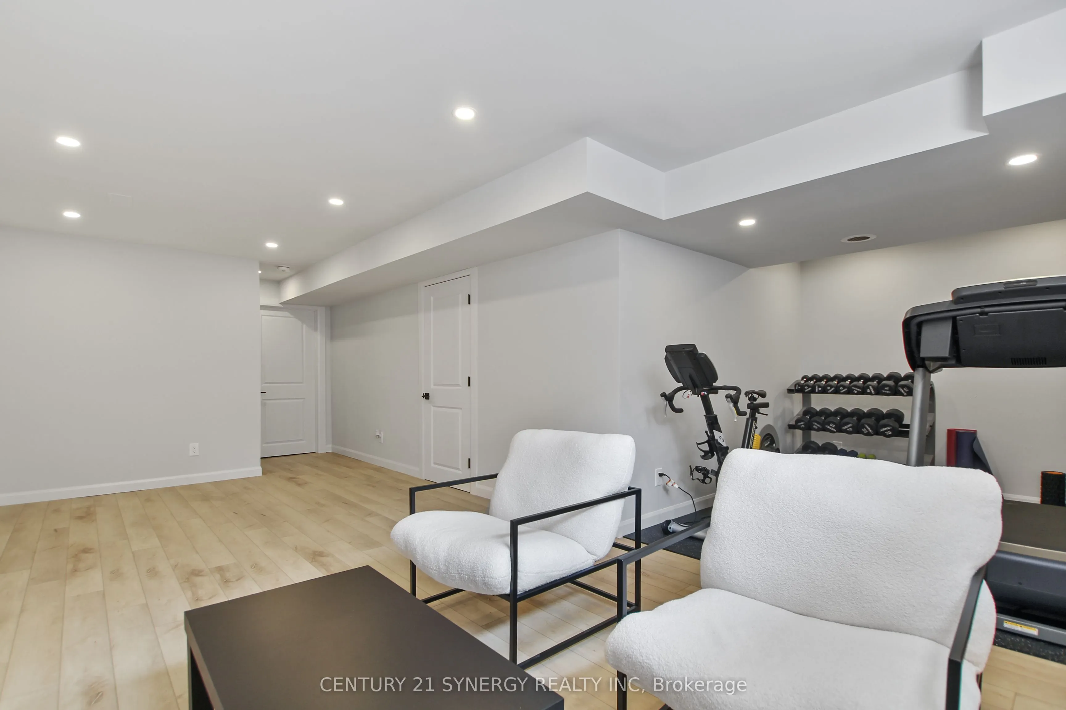 2104 Caltra Crescent