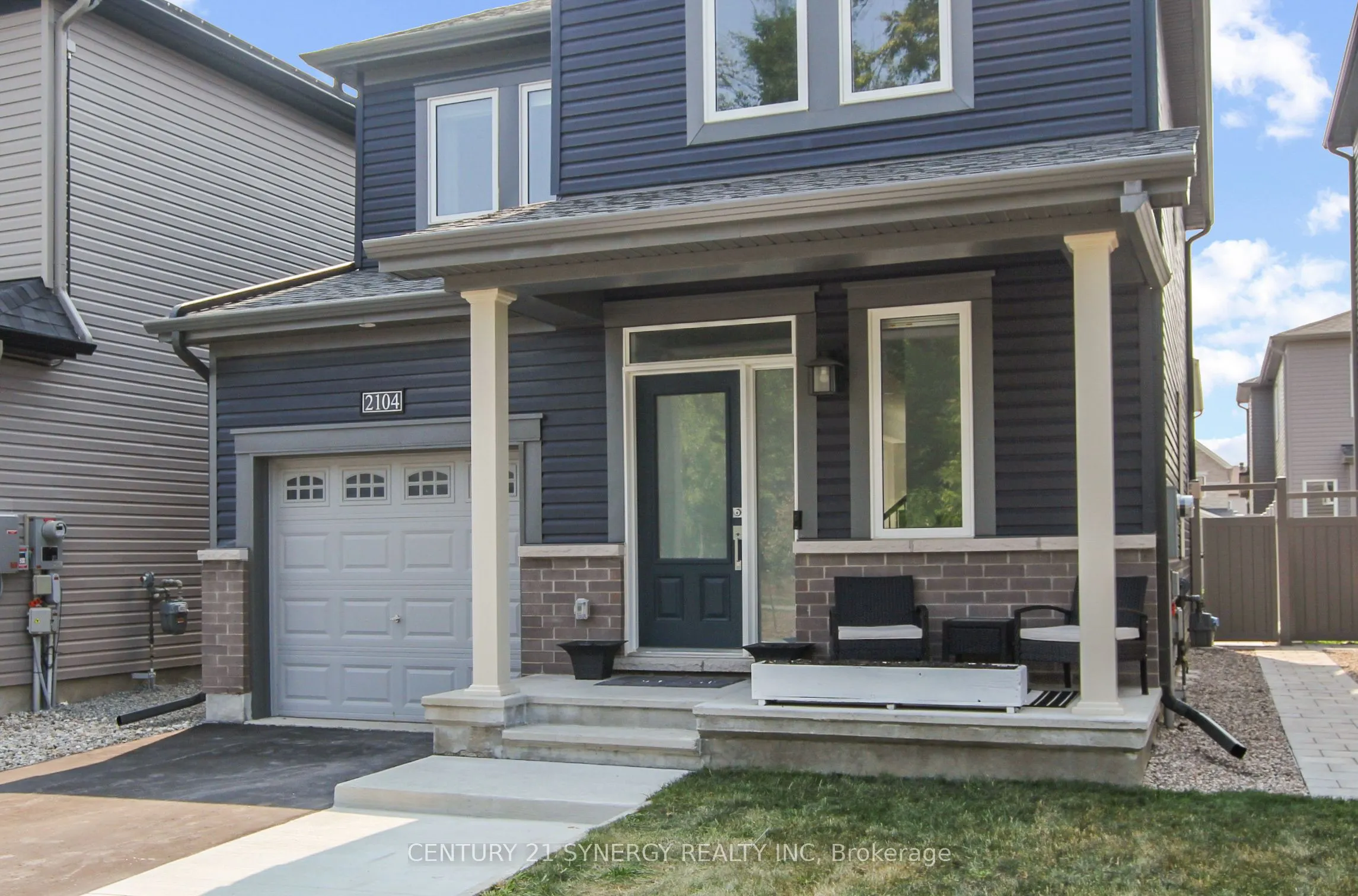 2104 Caltra Crescent