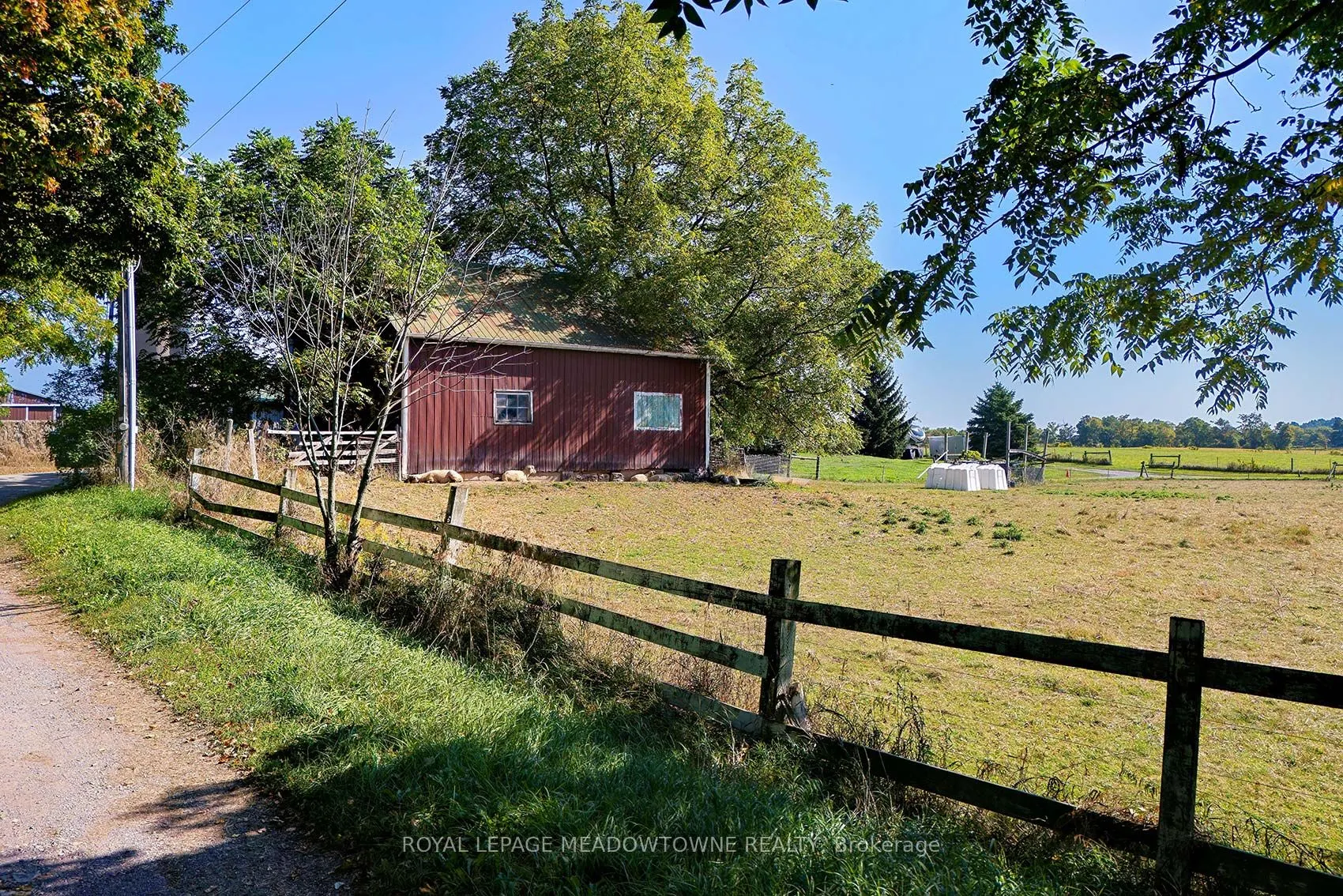 7166 English Church Road E