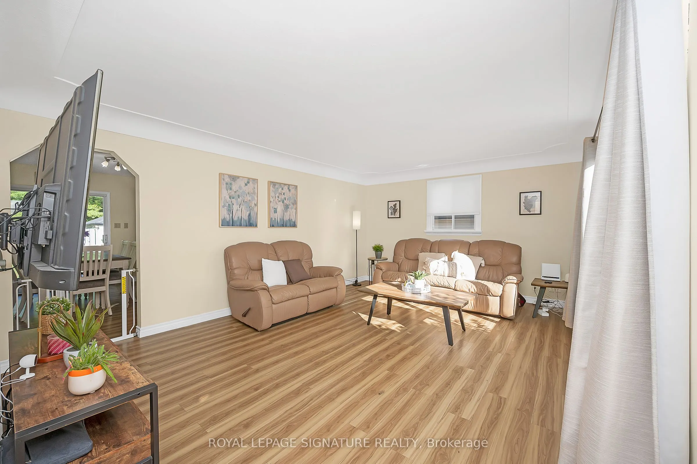 43 Lake Avenue N