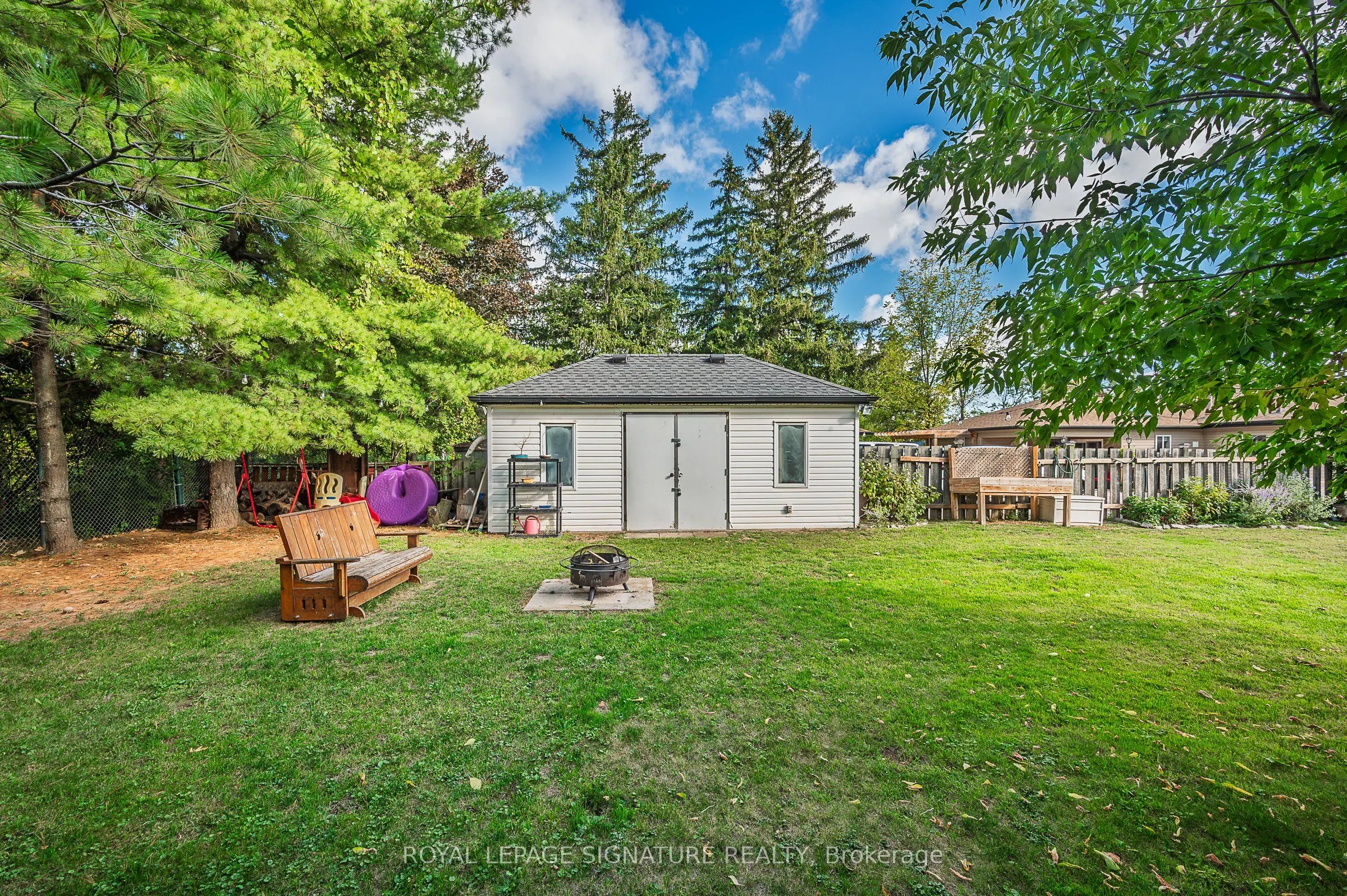 43 Lake Avenue N