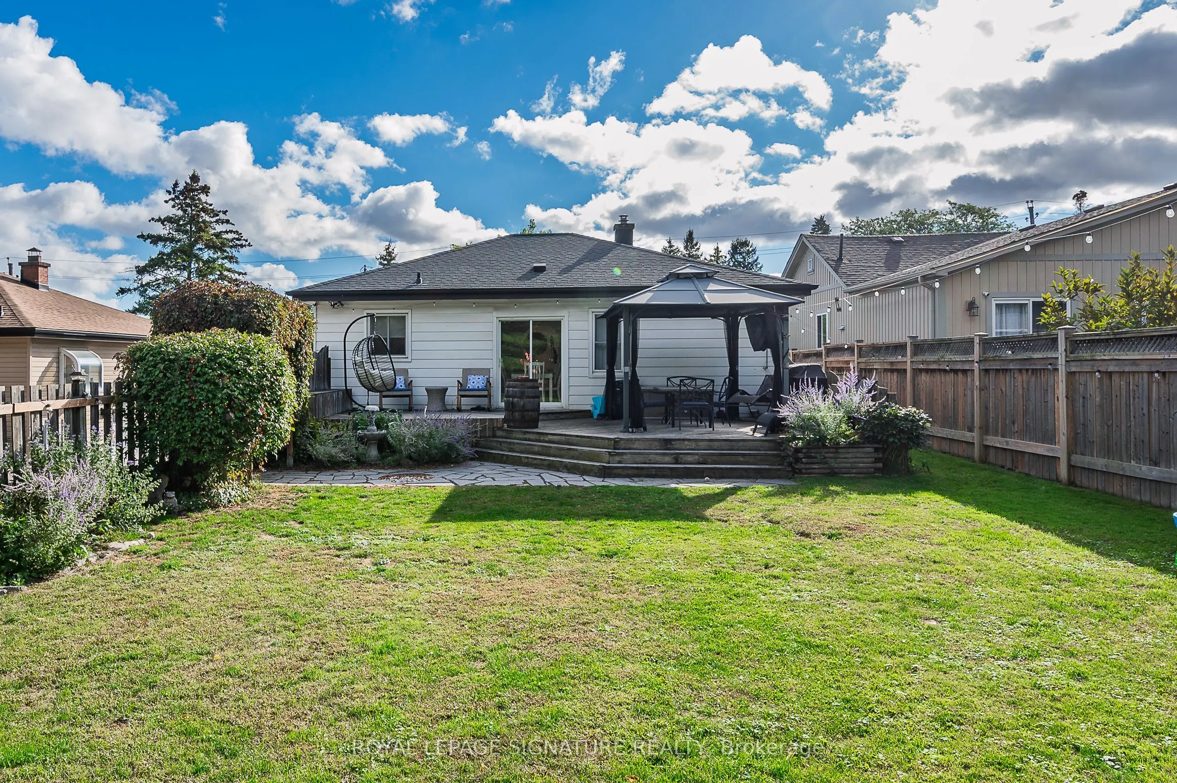 43 Lake Avenue N