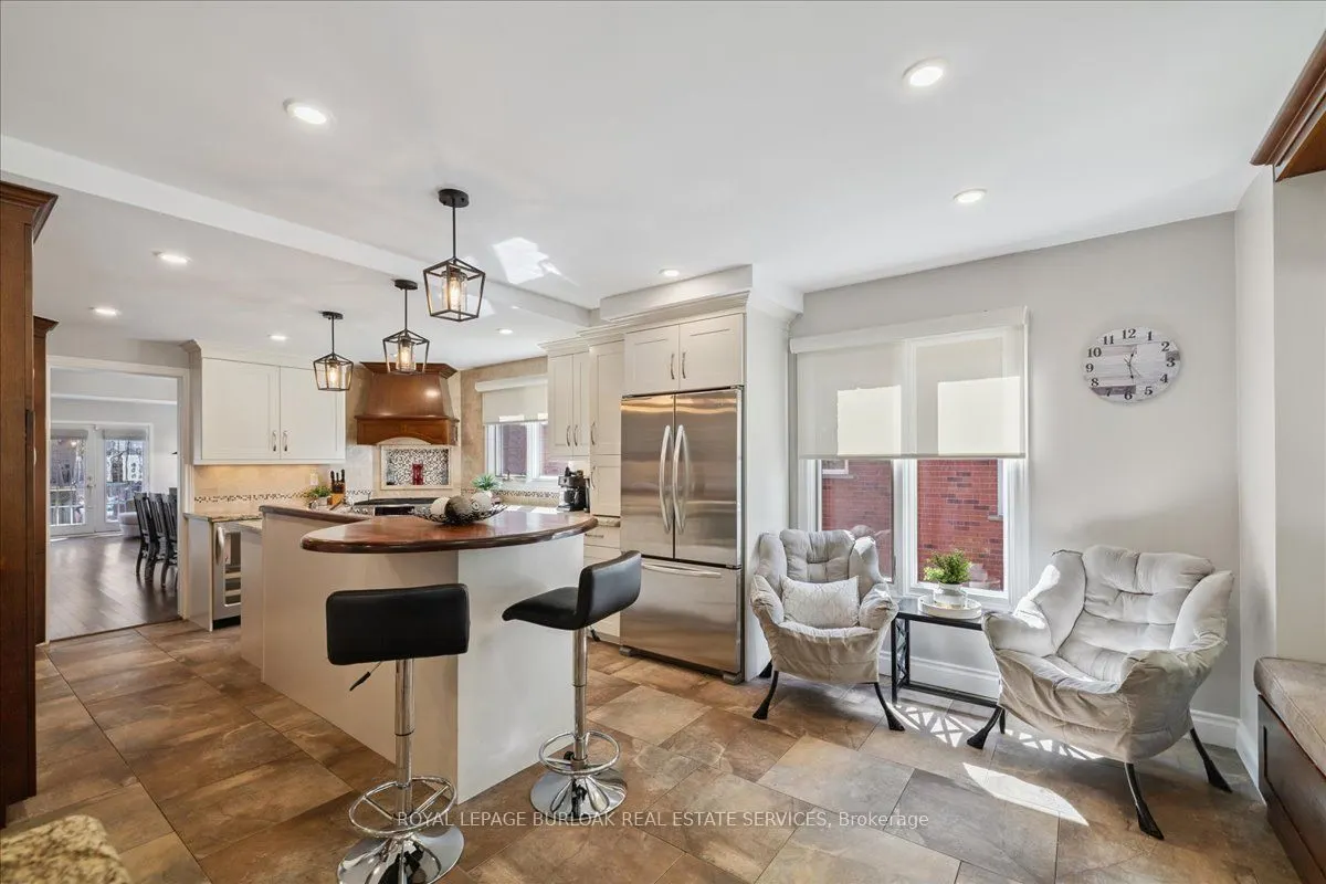 44 Sunvale Place