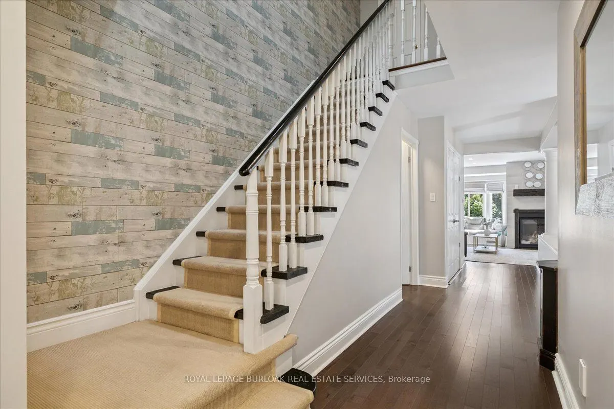 44 Sunvale Place