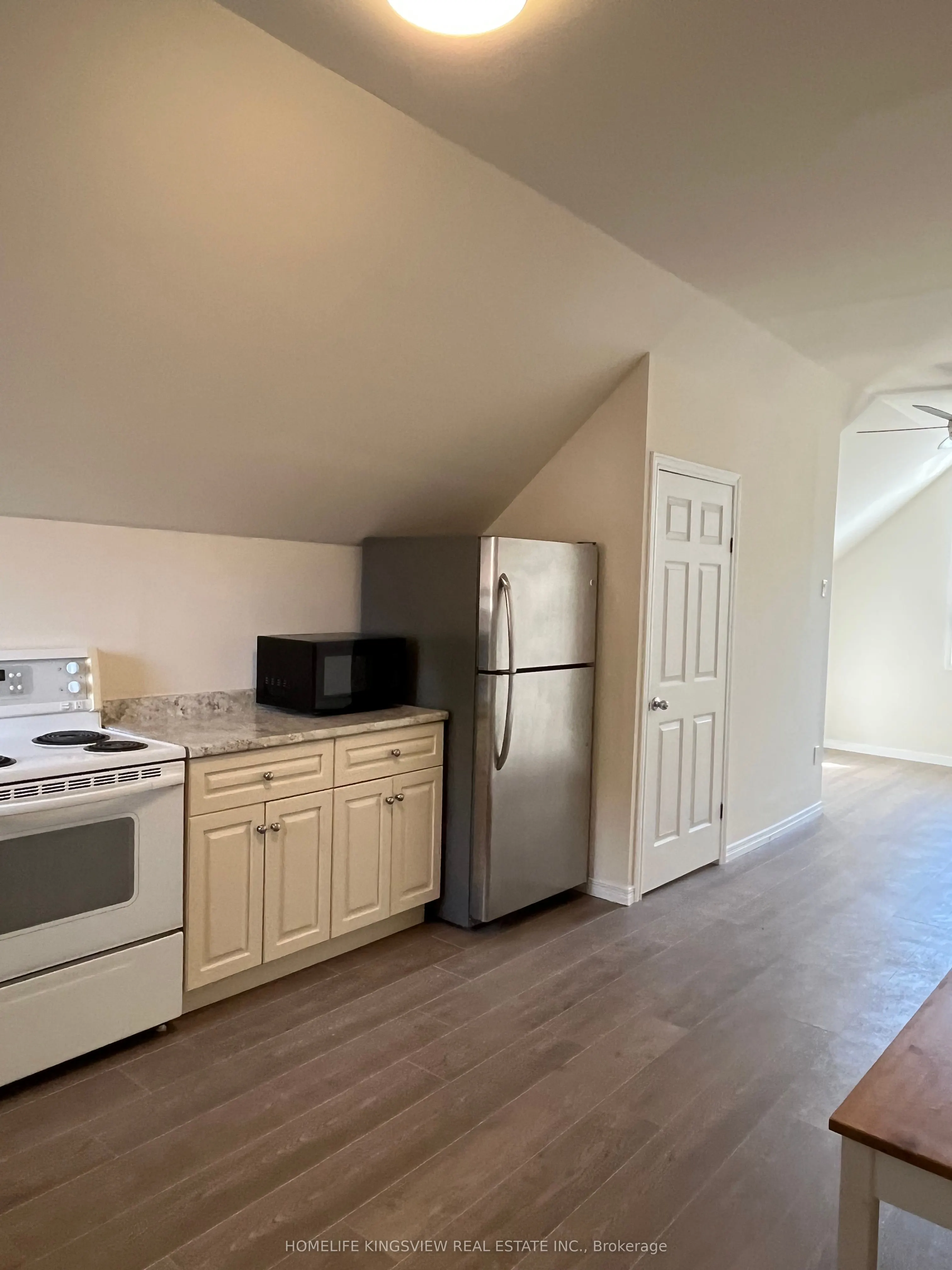 647 Talbot Street, #A