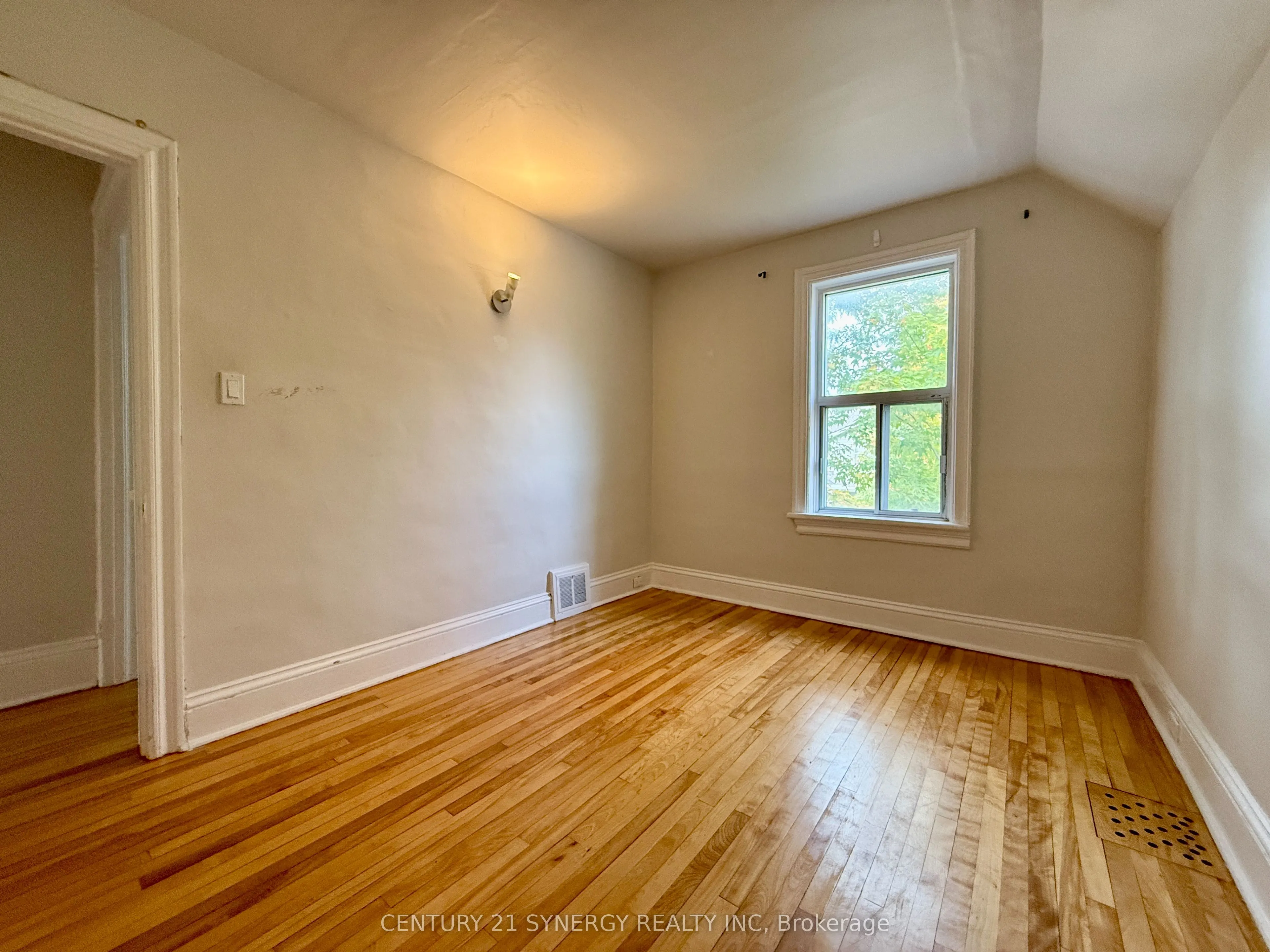 4 Gould Street, #2