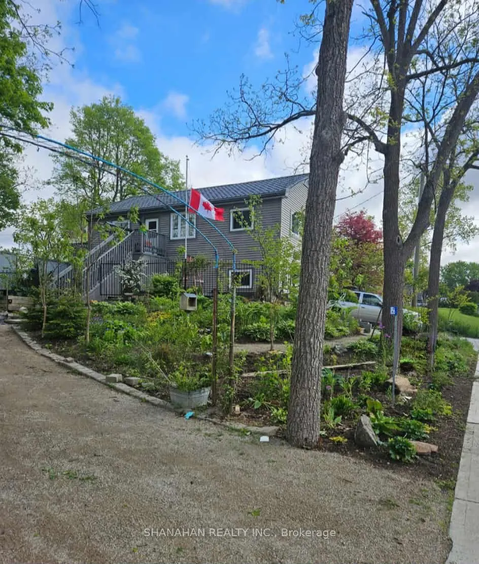 1856 & 1860 Longwoods Road