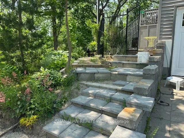 1856 & 1860 Longwoods Road