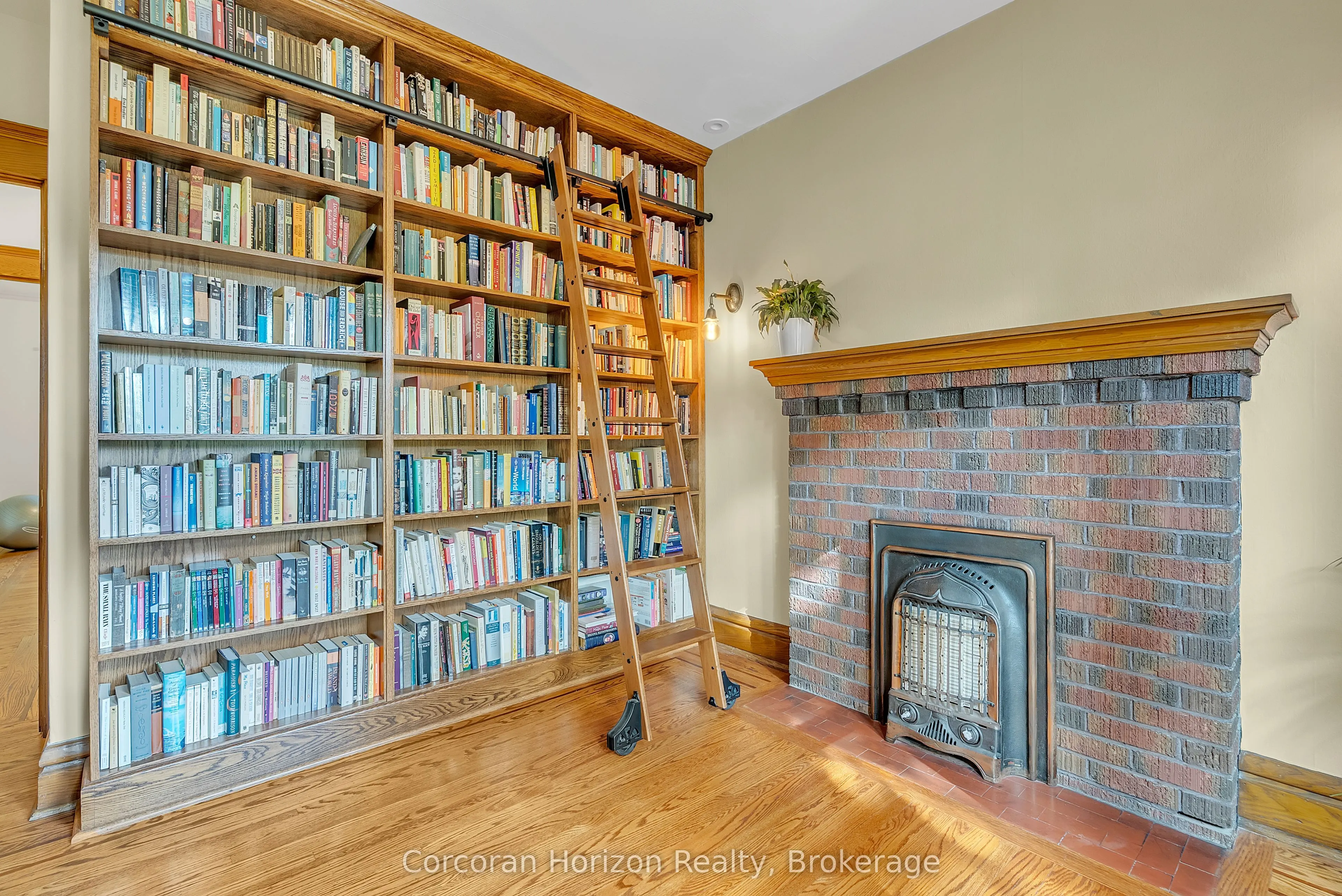 121 St Clair Avenue