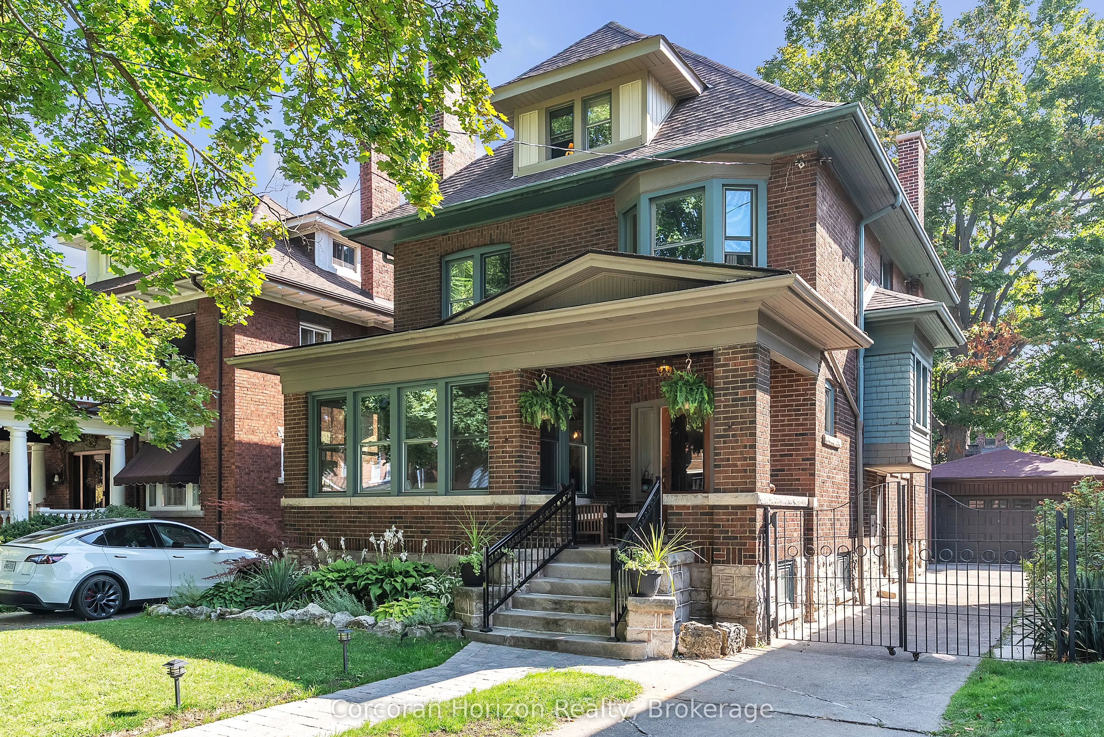 121 St Clair Avenue