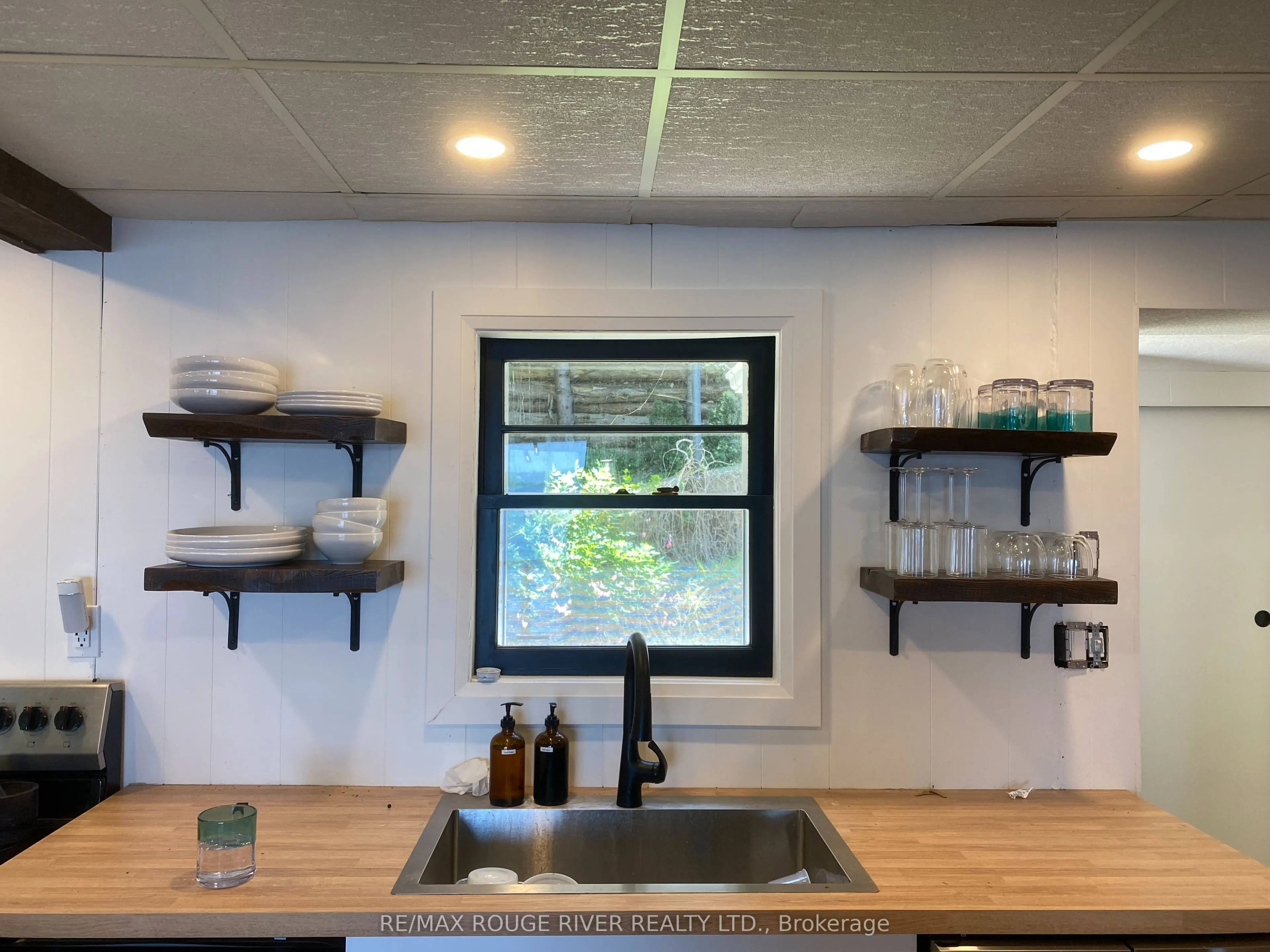 5248 King Road, #200