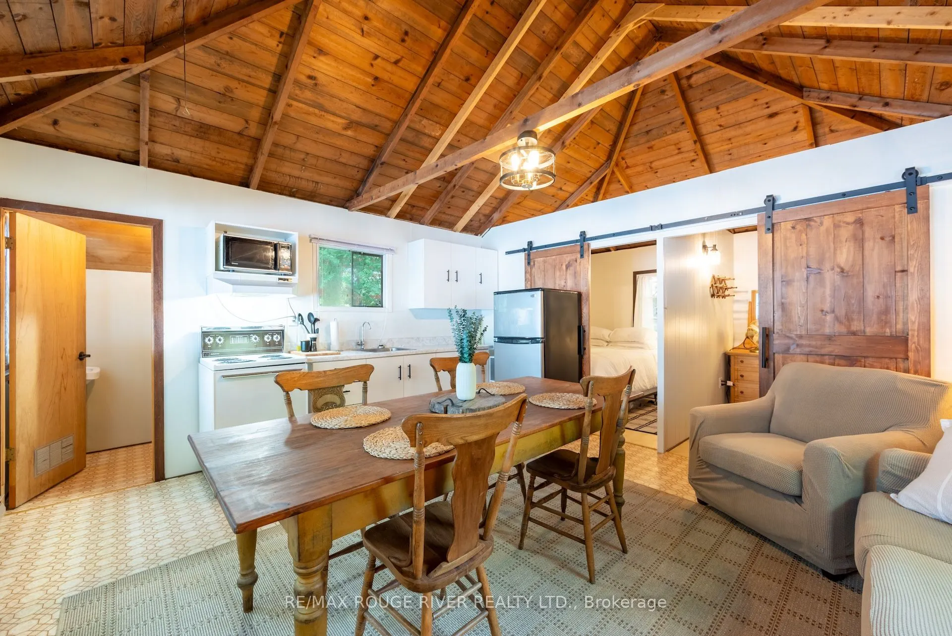 5248 King Road, #200