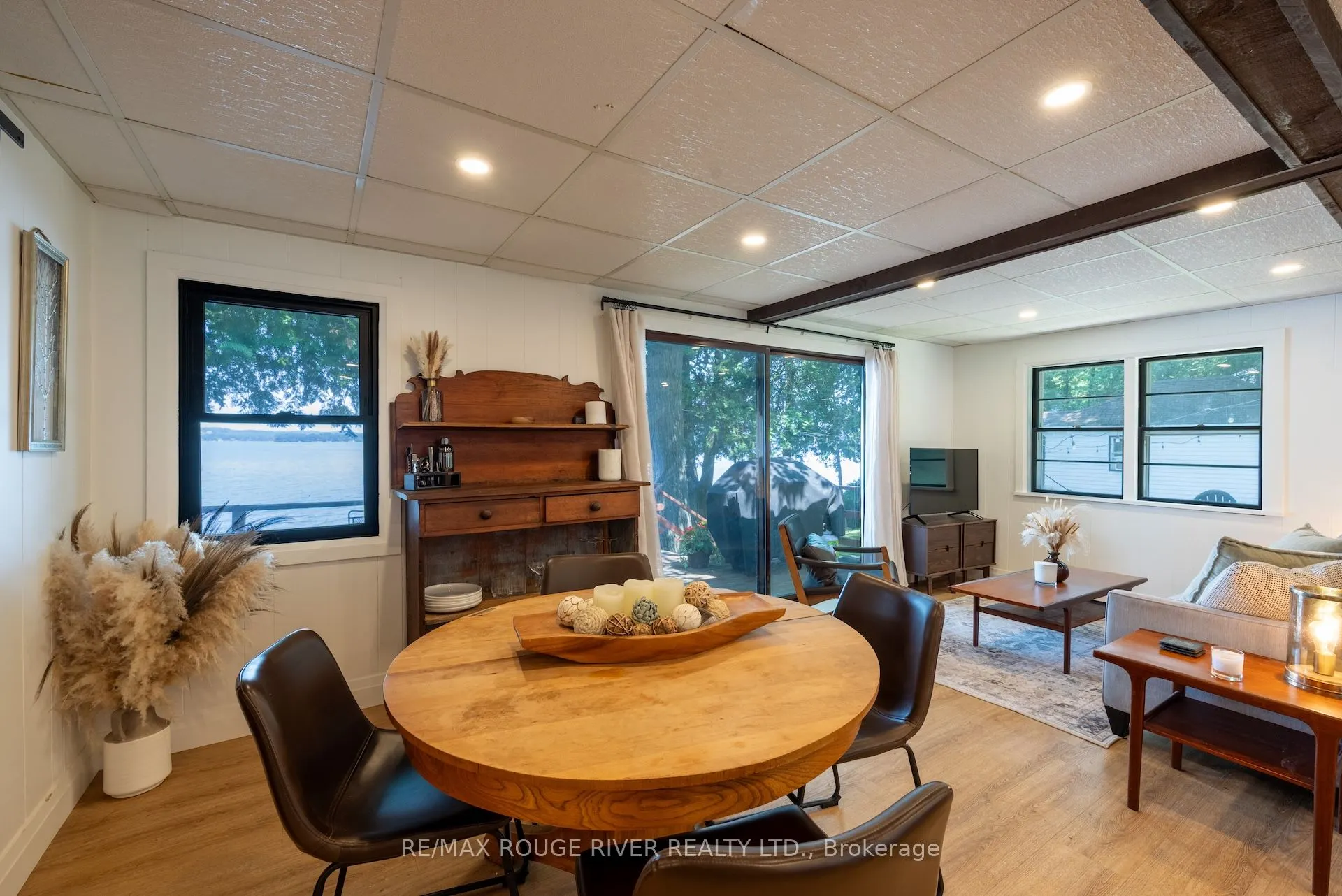 5248 King Road, #200