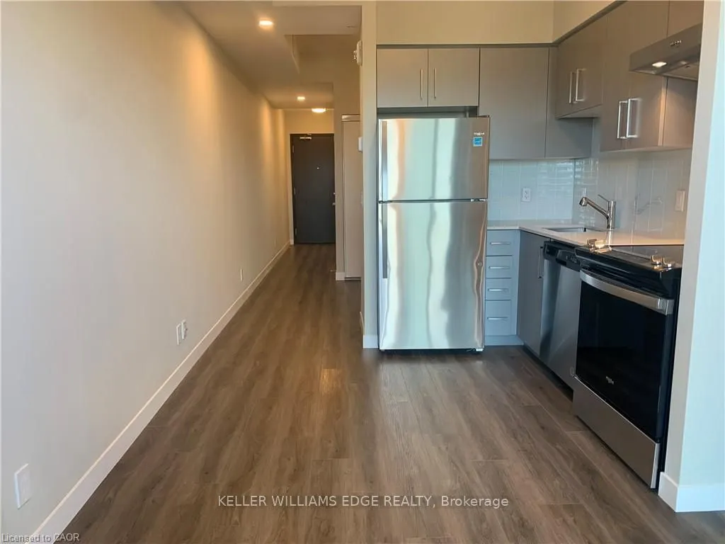 15 Queen Street S, #1403