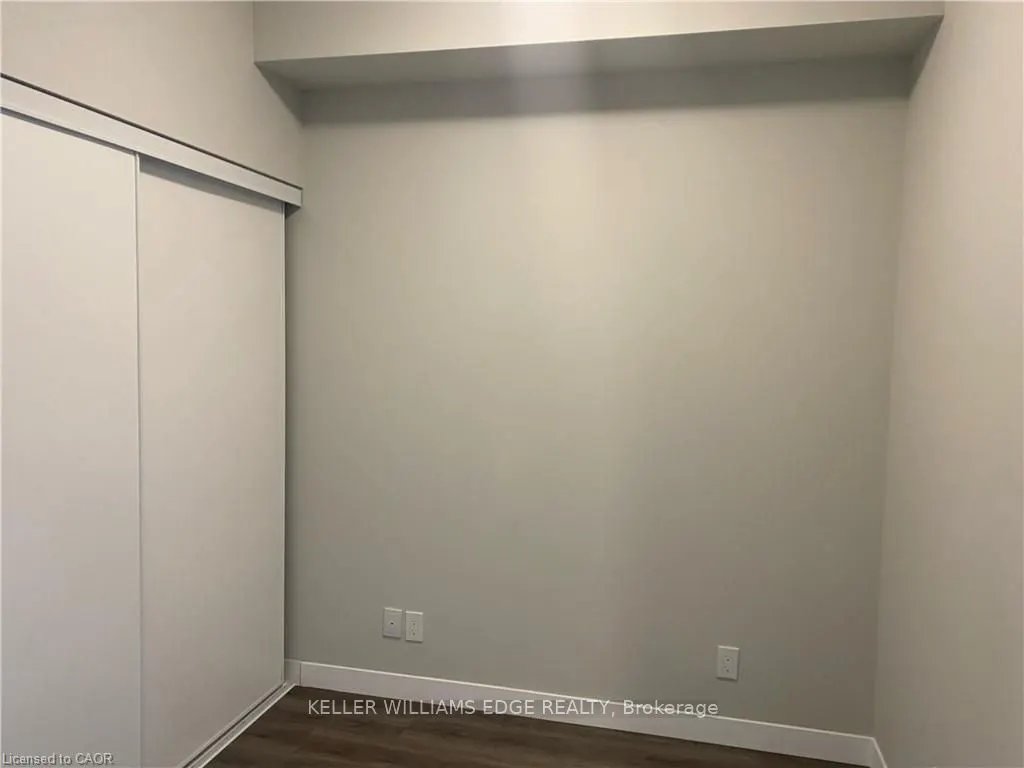15 Queen Street S, #1403