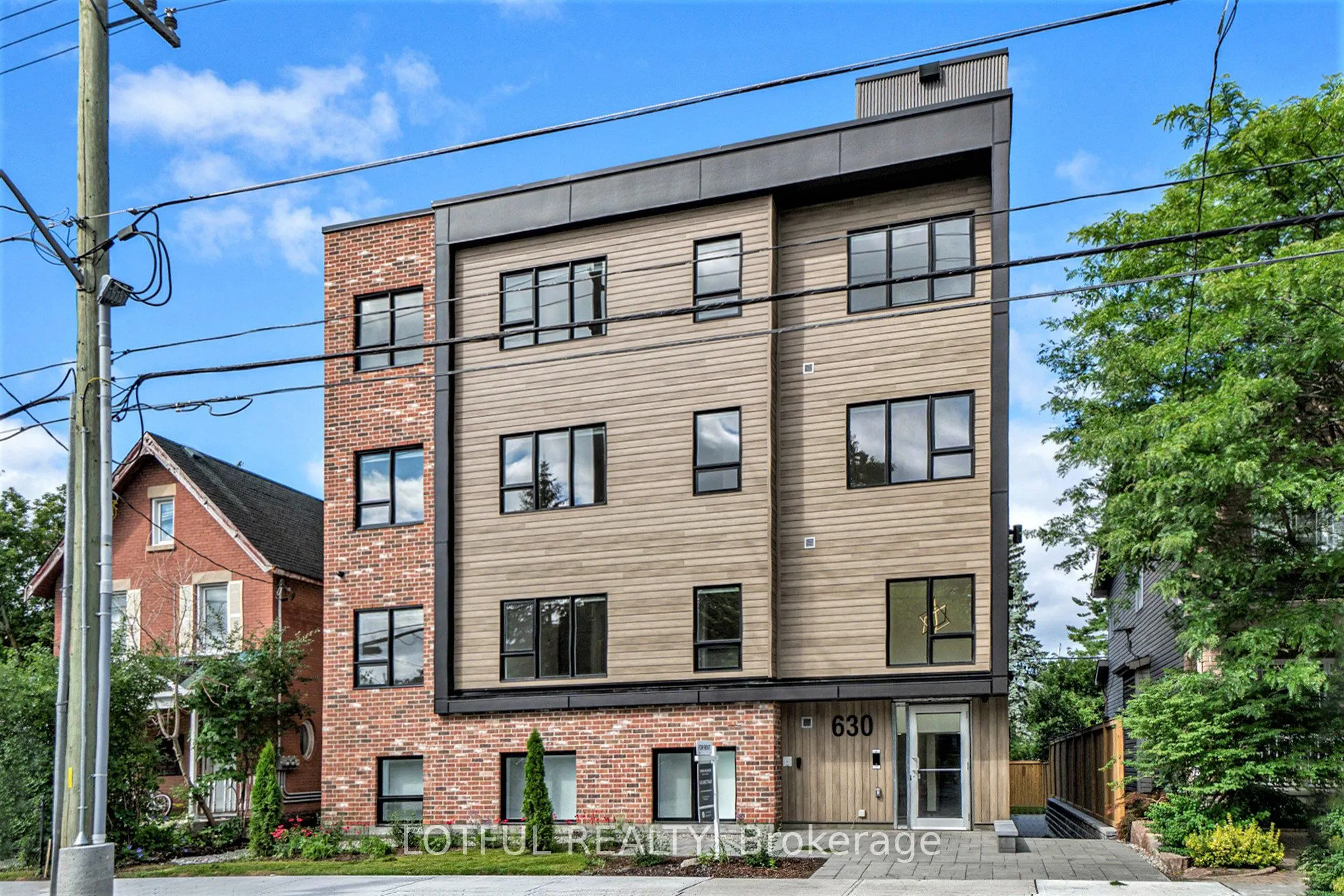 630 Churchill Avenue N, #201