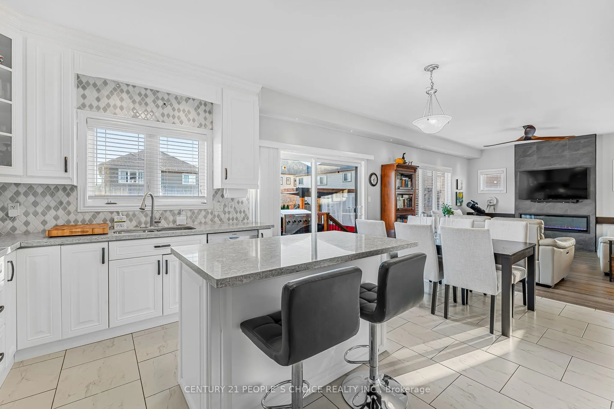 4 Riley Avenue