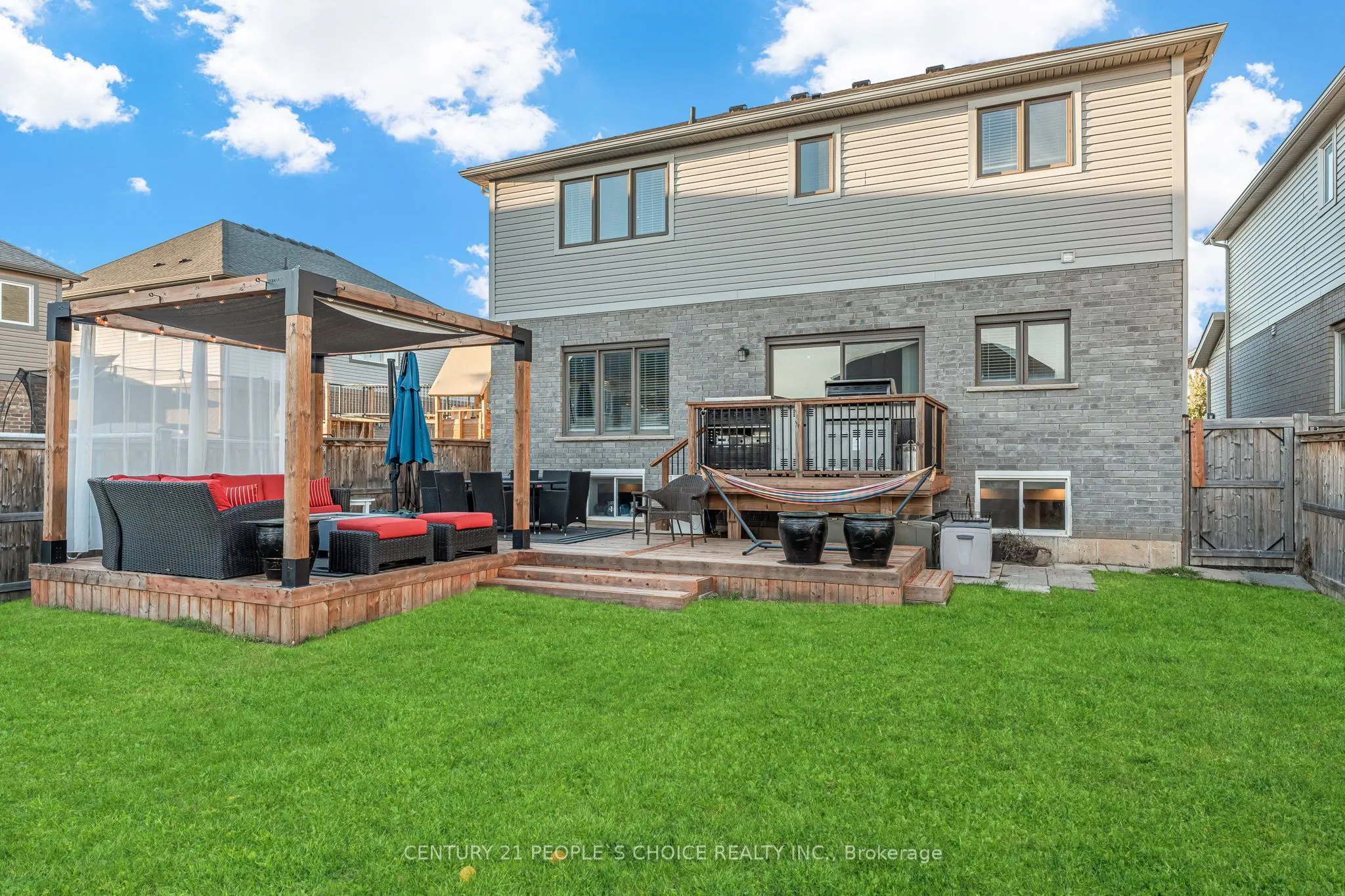 4 Riley Avenue